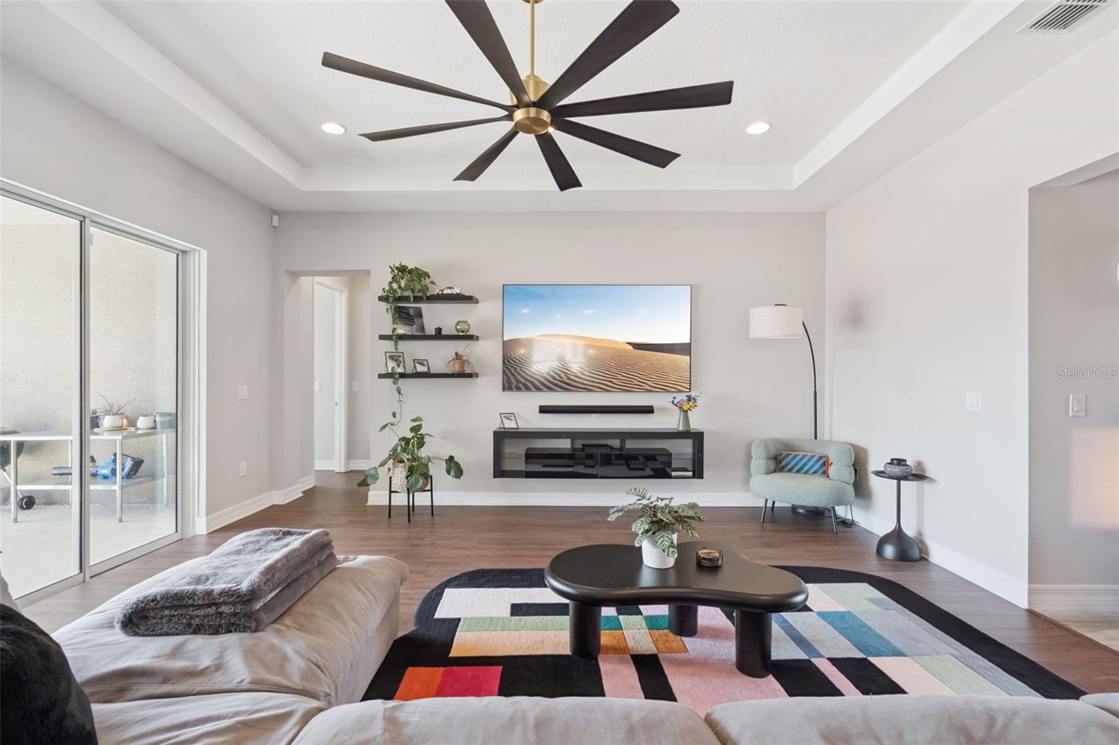 Image 16 of 66 For 14872 Winkfield Court