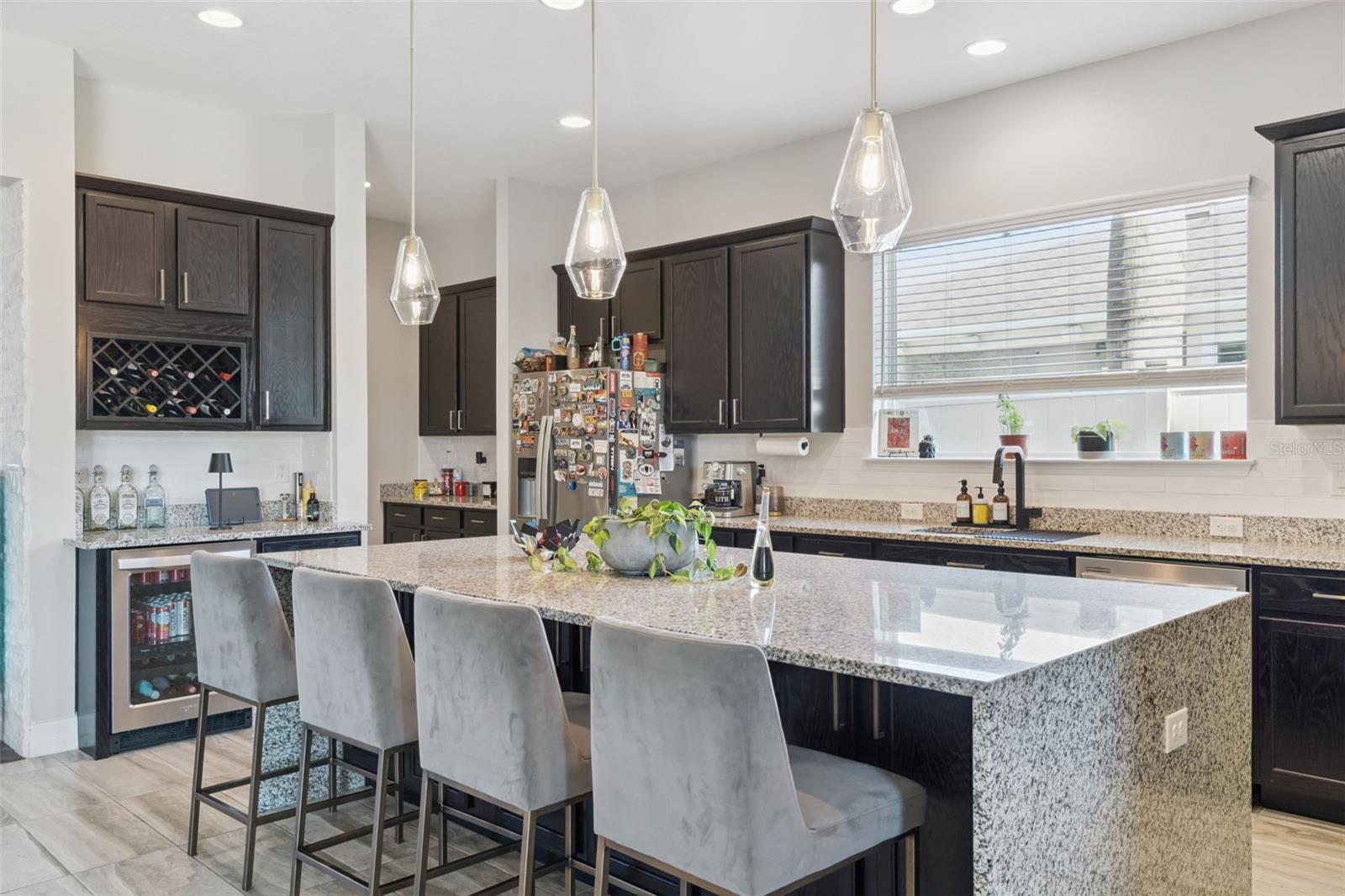 Image 20 of 66 For 14872 Winkfield Court