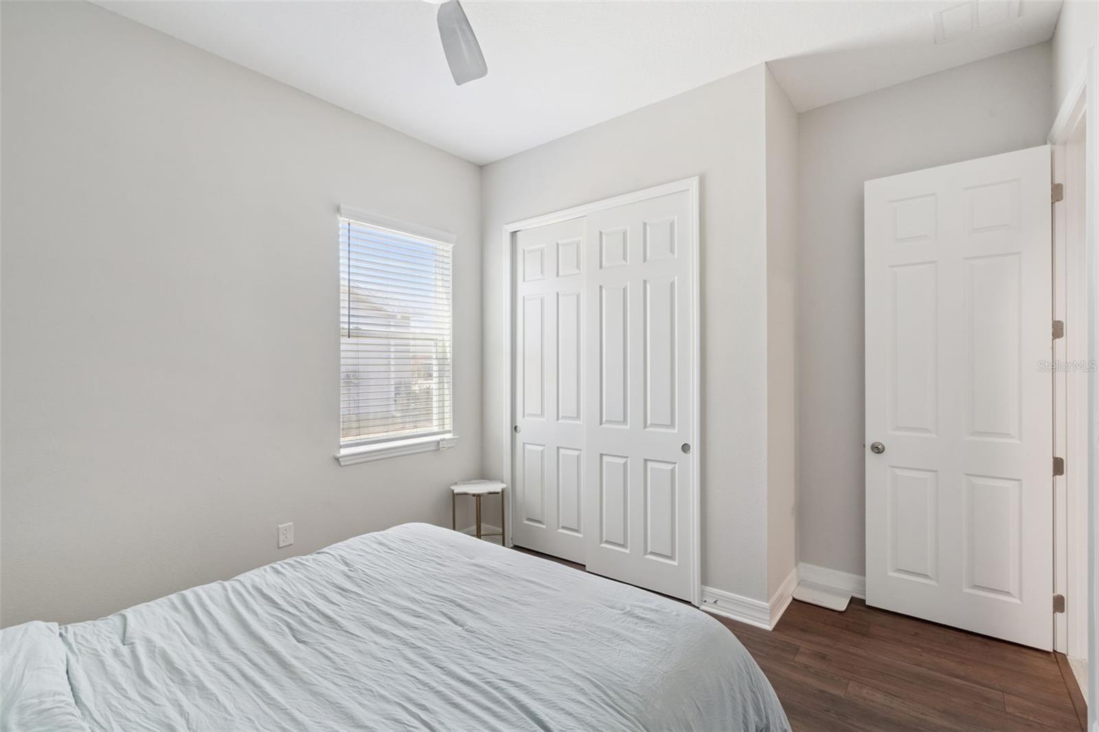 Image 29 of 66 For 14872 Winkfield Court