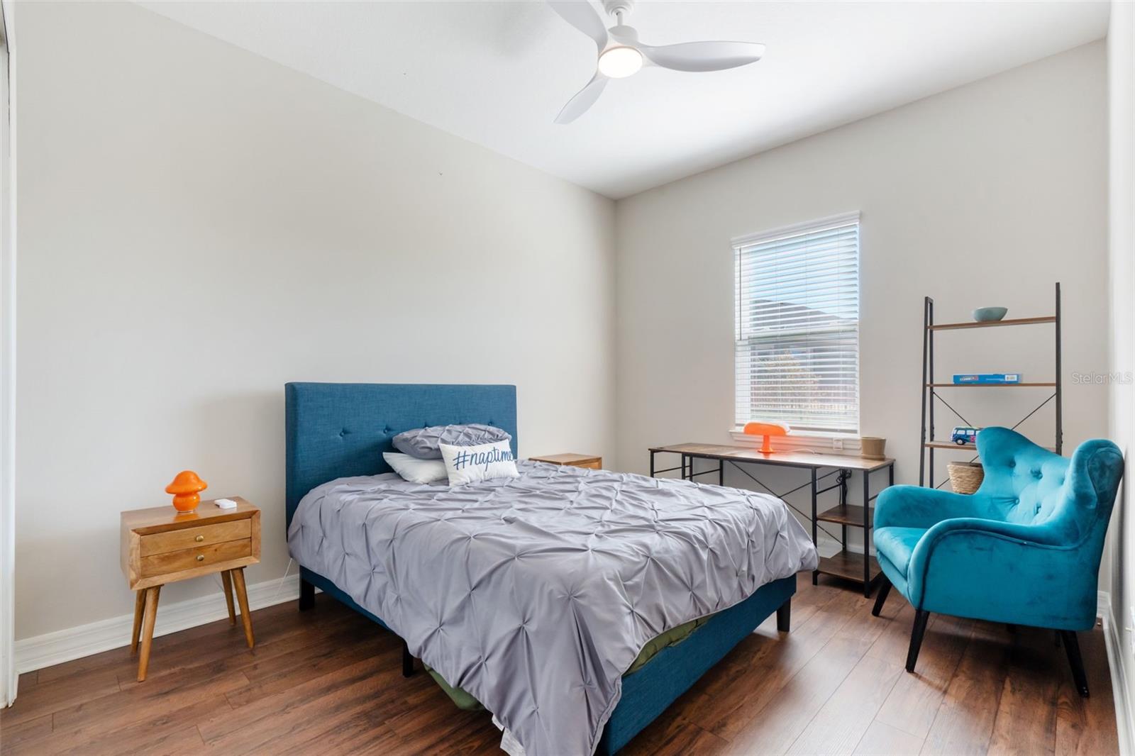 Image 30 of 66 For 14872 Winkfield Court