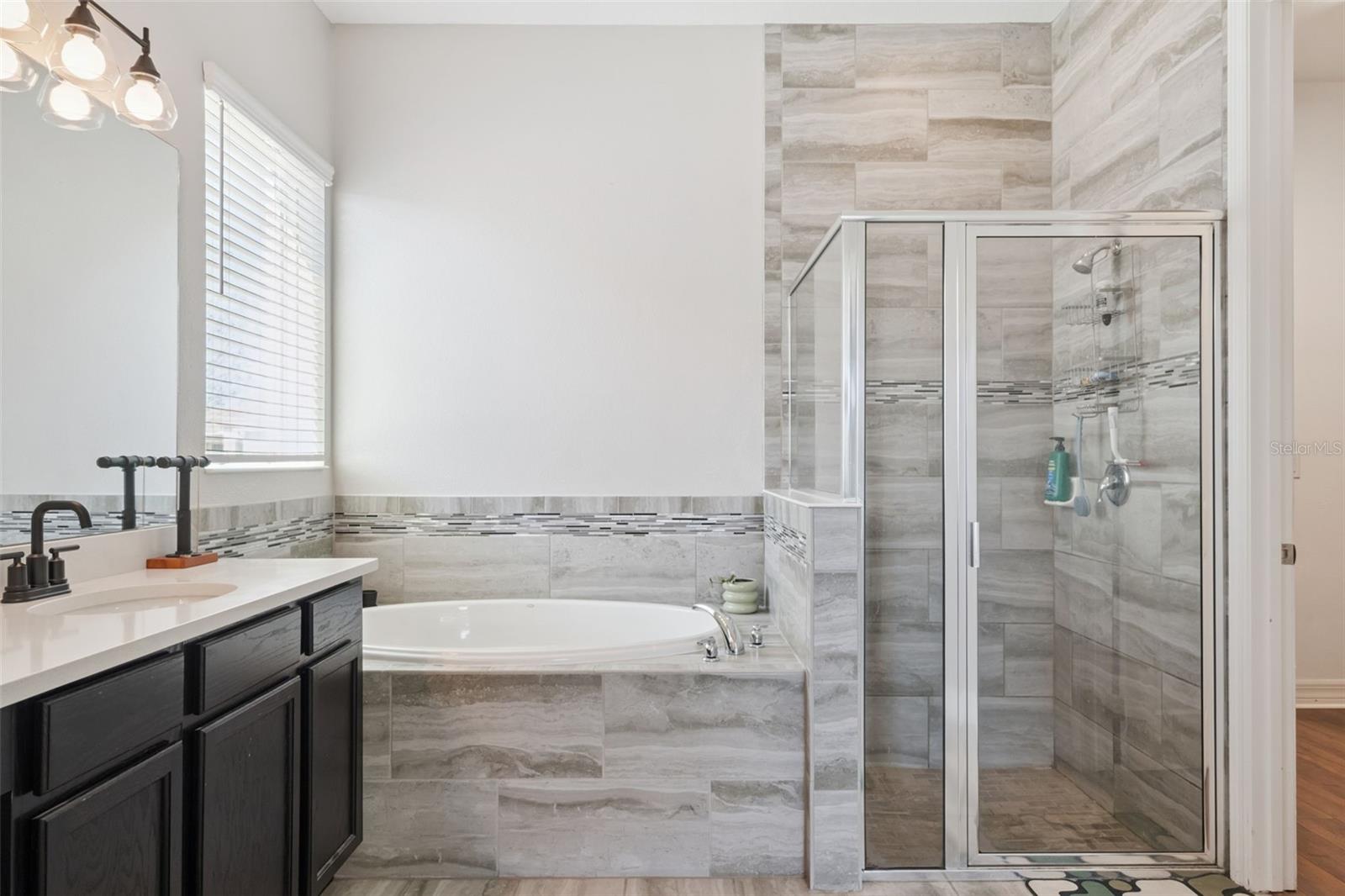 Image 38 of 66 For 14872 Winkfield Court