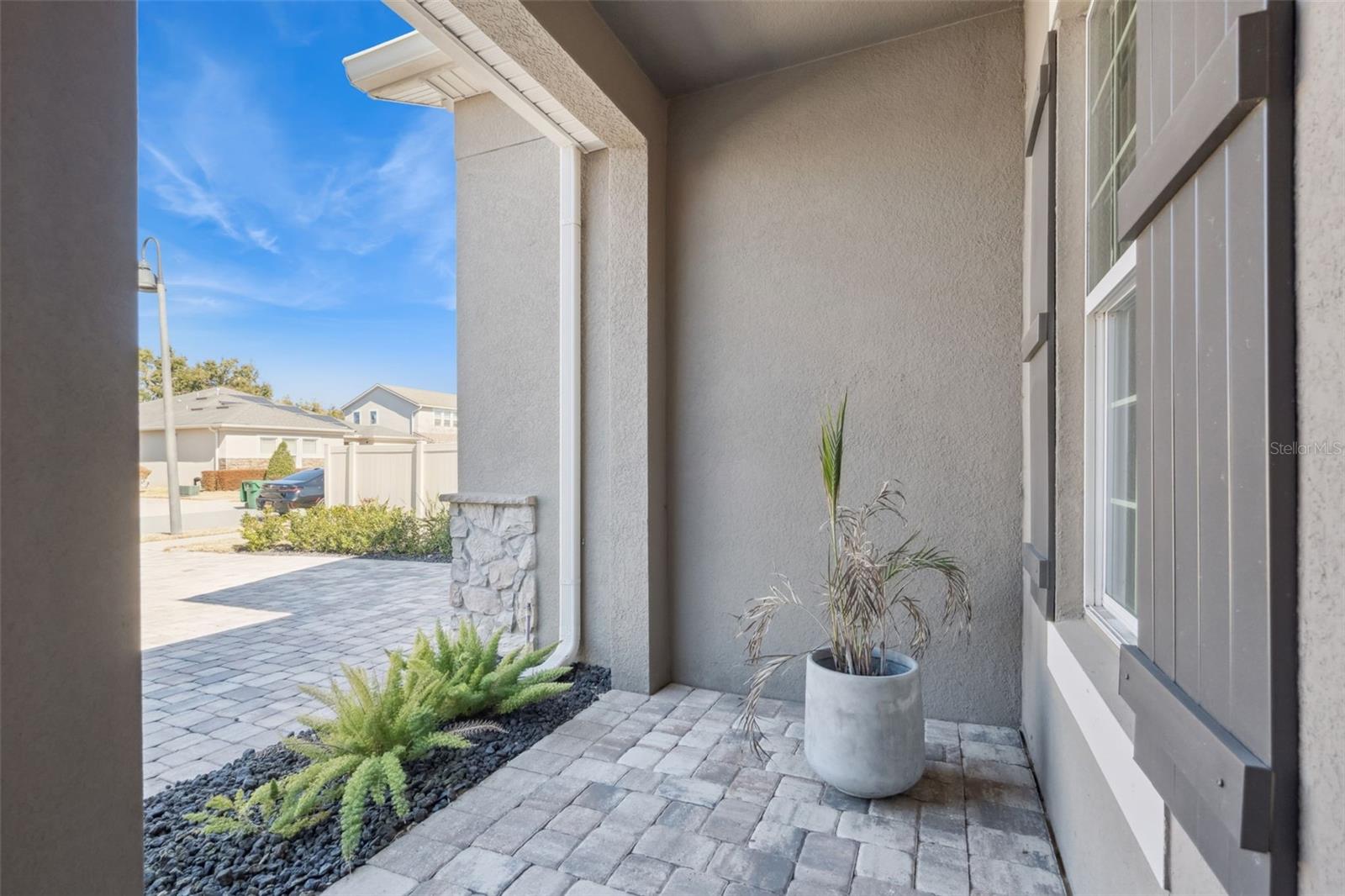 Image 7 of 66 For 14872 Winkfield Court