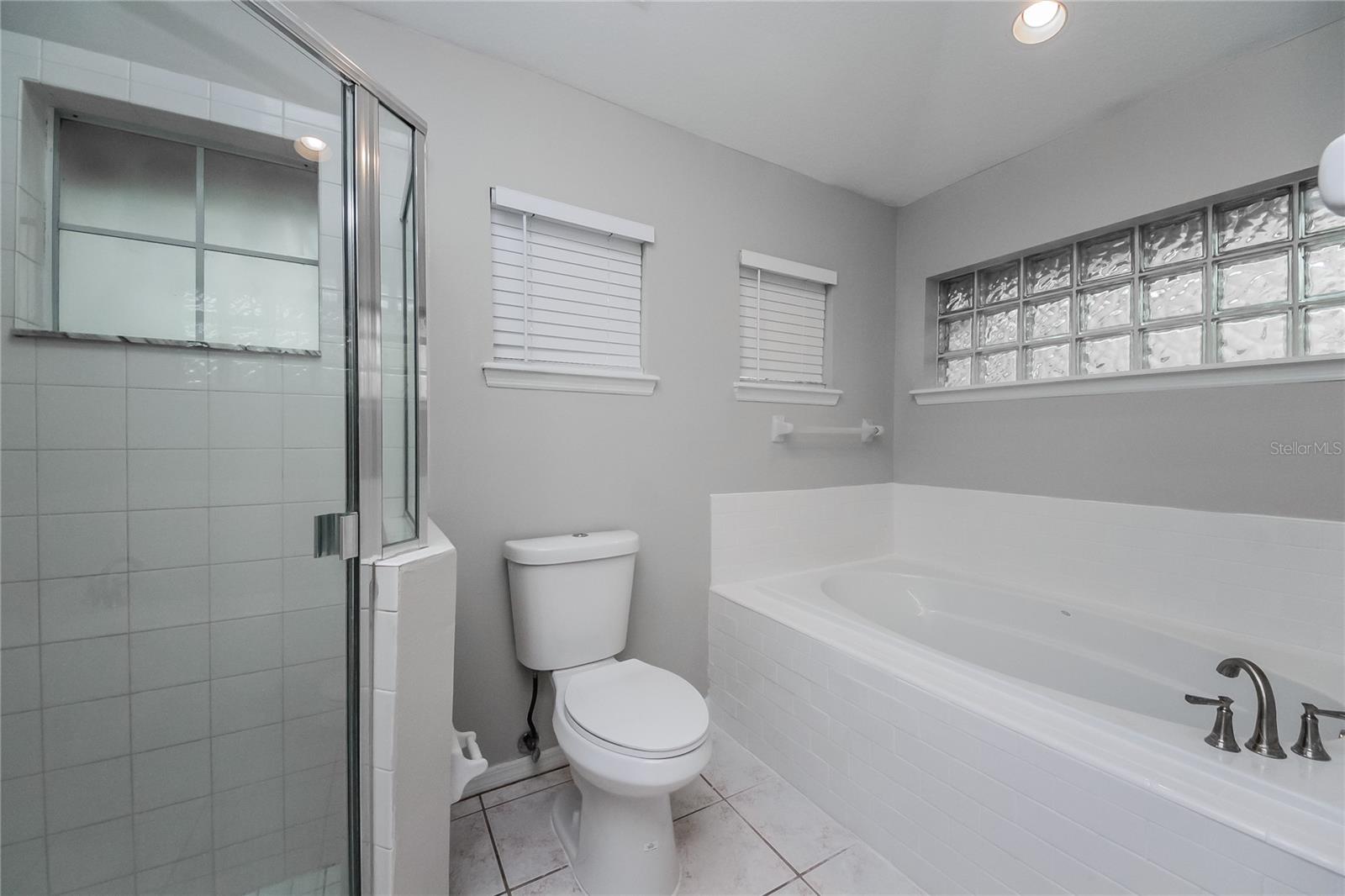 Image 13 of 16 For 305 Killington Way