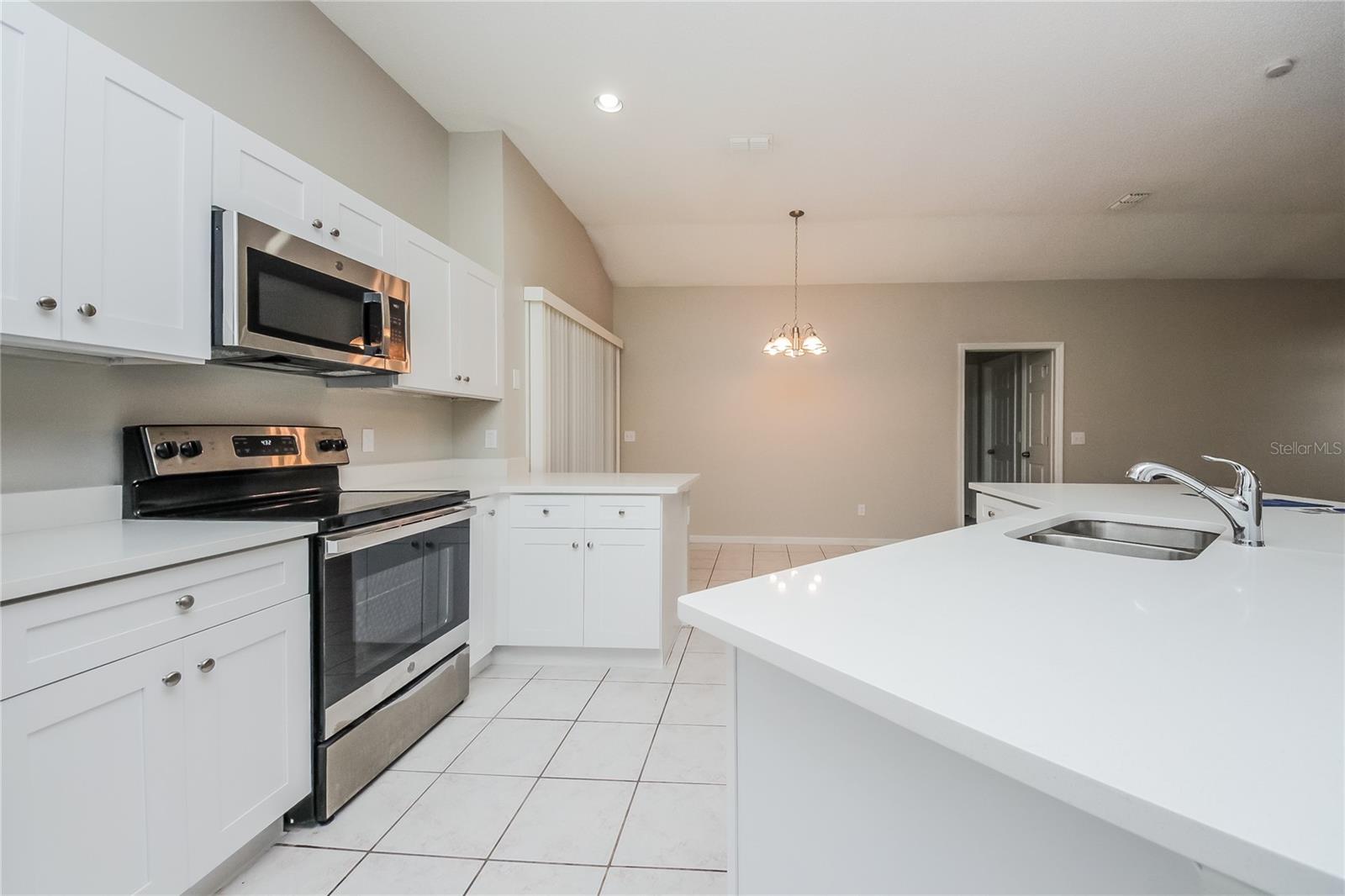 Image 6 of 16 For 305 Killington Way