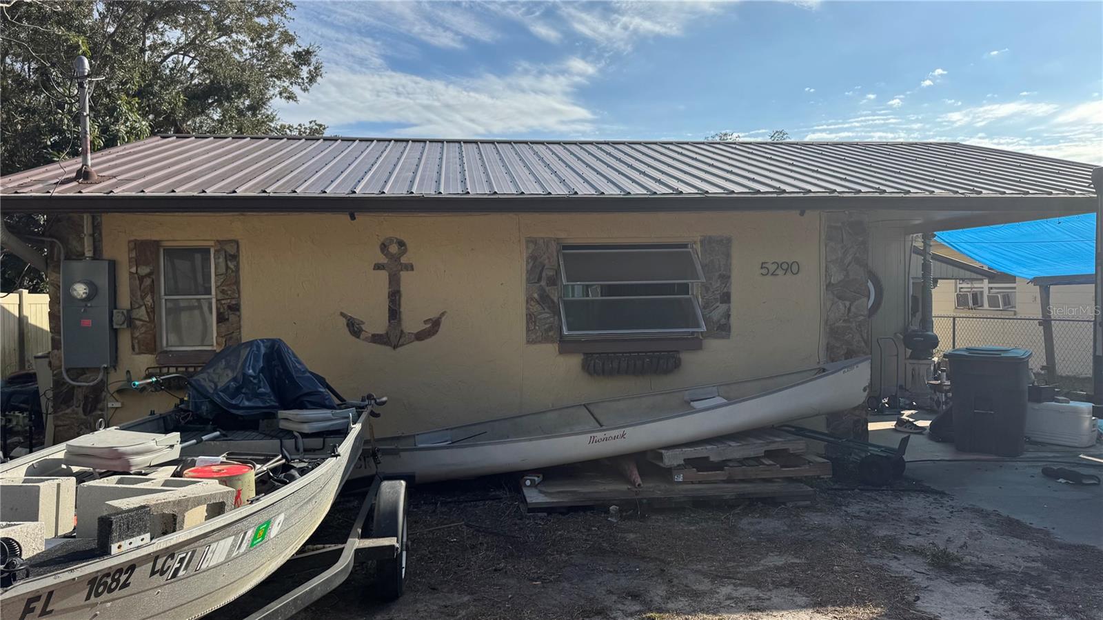 Details for 5290 Circle Drive, WEEKI WACHEE, FL 34607