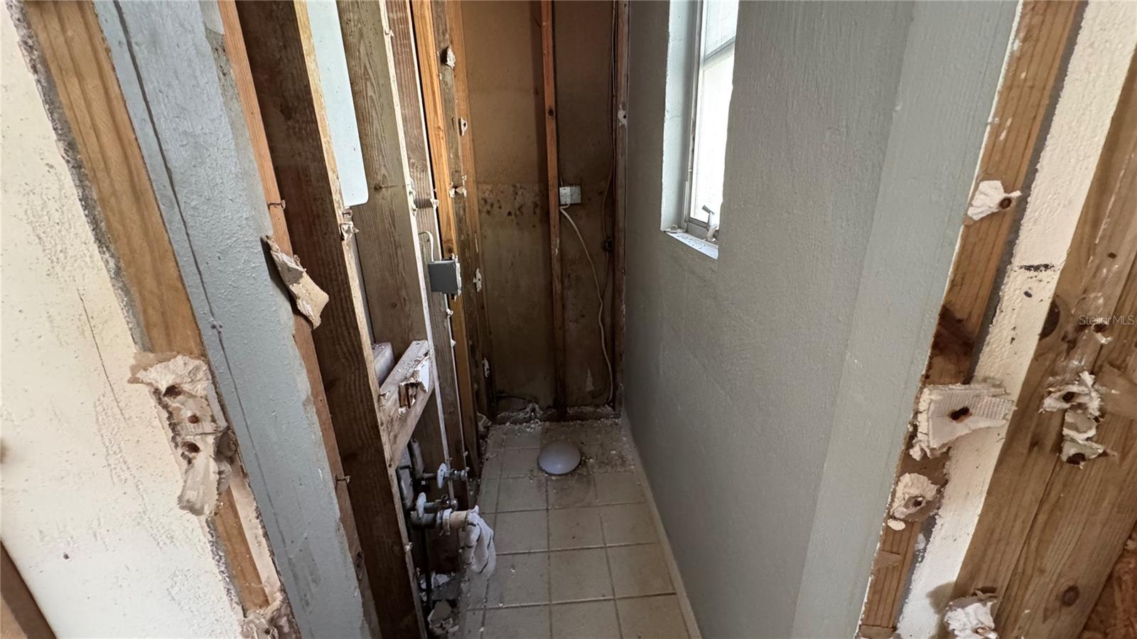 Listing photo id 9 for 5290 Circle Drive