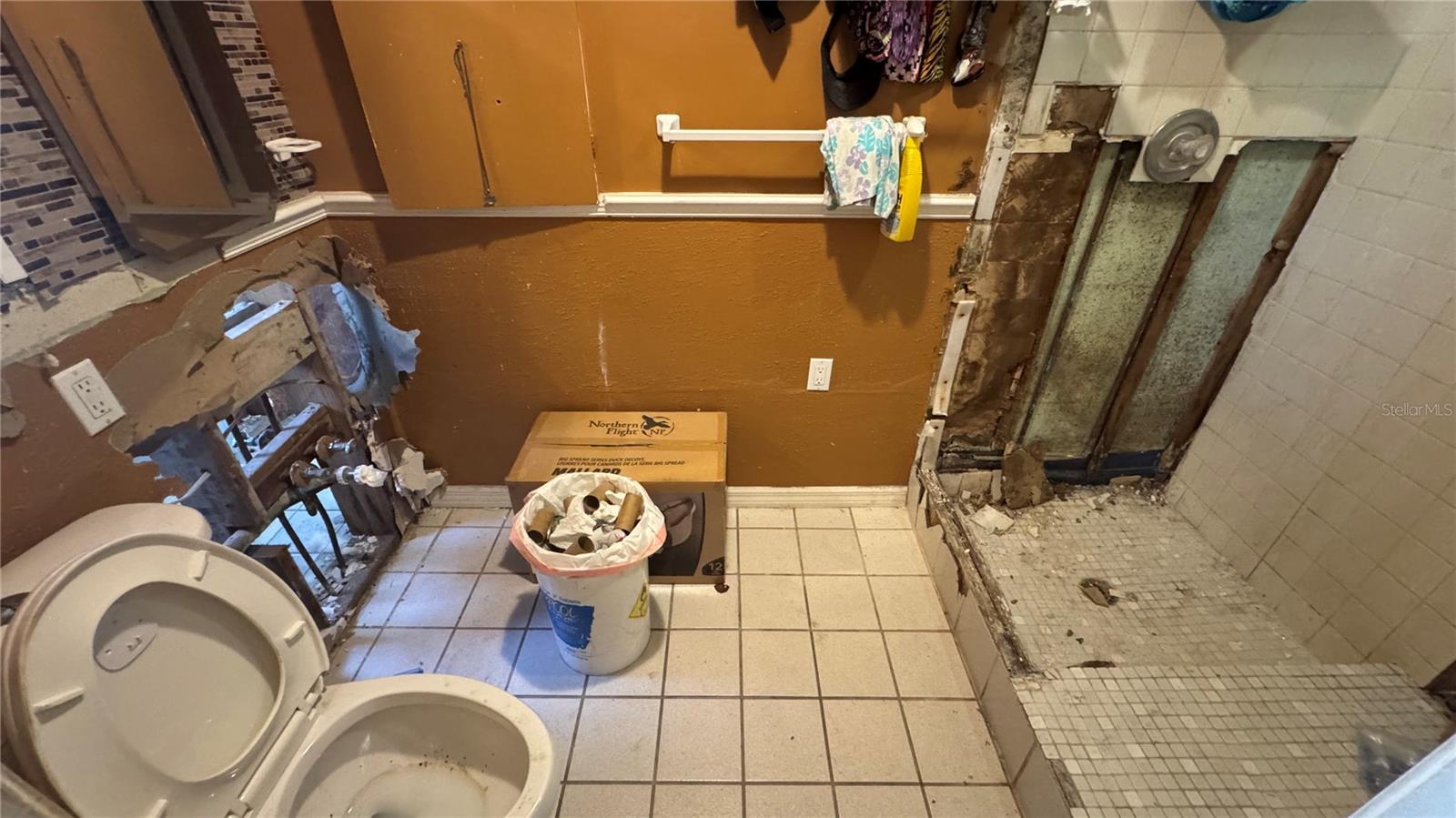 Listing photo id 6 for 5290 Circle Drive