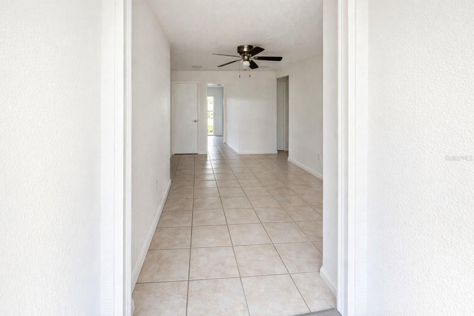 Image 2 of 7 For 717 Lunar Lake Circle