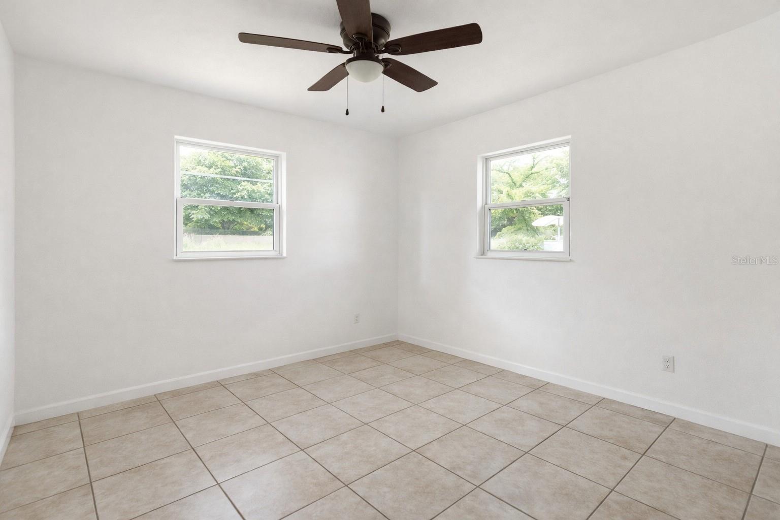 Image 5 of 7 For 717 Lunar Lake Circle