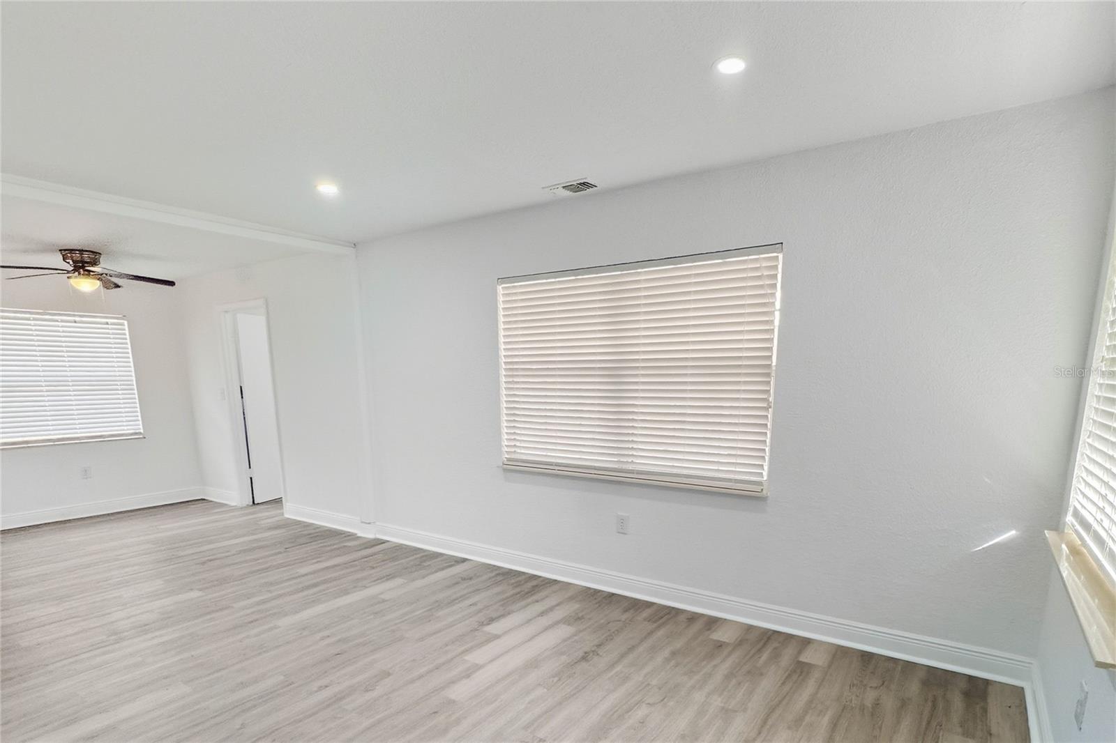 Image 4 of 31 For 2349 Lisa Street