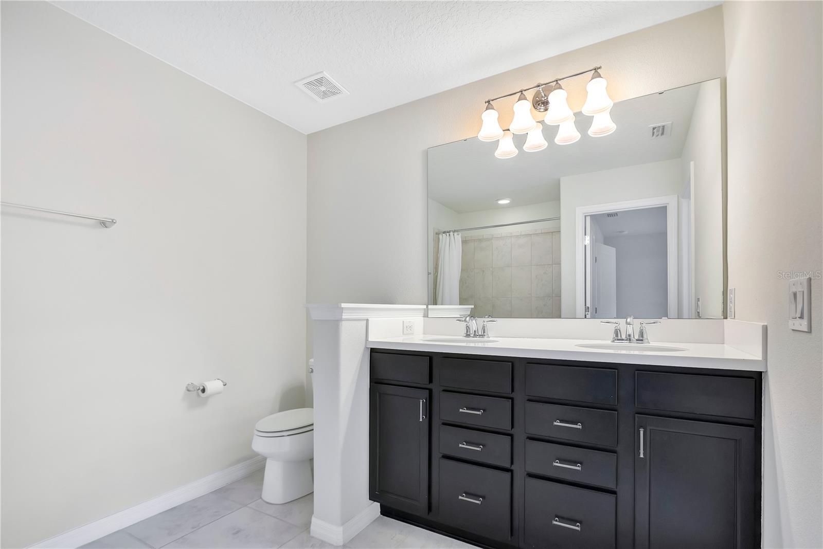 Image 25 of 45 For 7231 Duxbury Lane