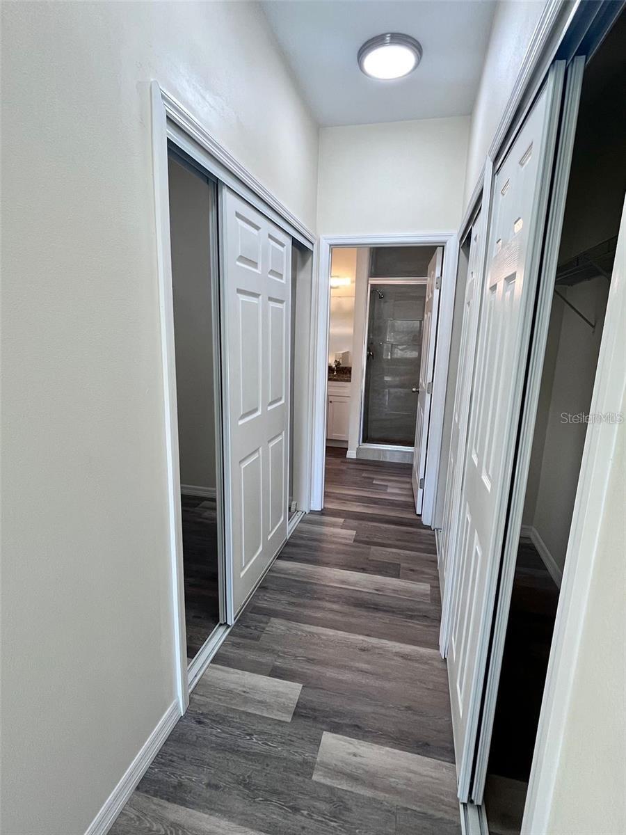 Image 10 of 18 For 925 Lora Street