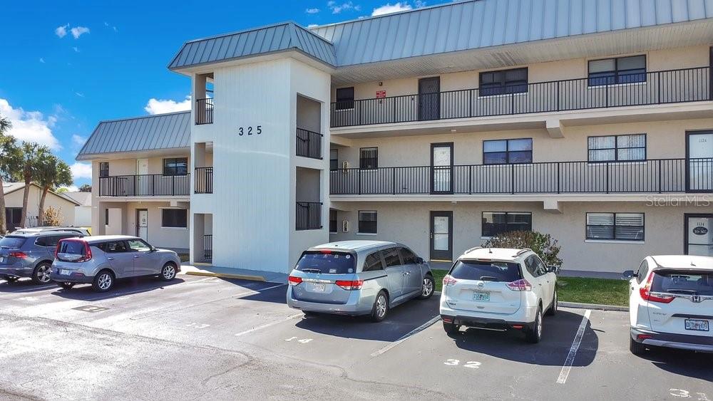 Image 2 of 35 For 325 Tangle Run Boulevard 1113