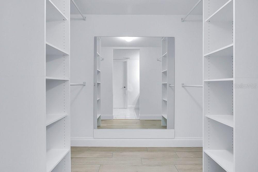 Image 21 of 35 For 325 Tangle Run Boulevard 1113