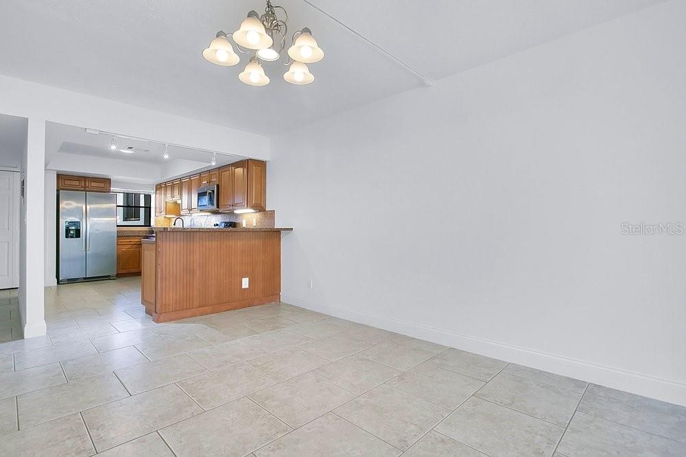 Image 8 of 35 For 325 Tangle Run Boulevard 1113