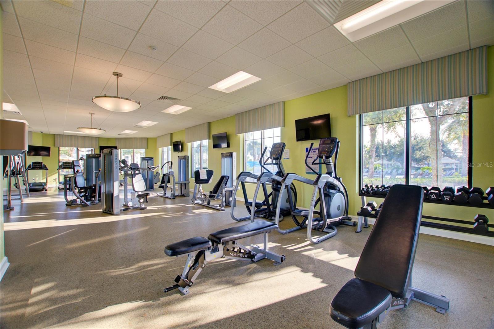 Image 28 of 63 For 2937 Theme Street