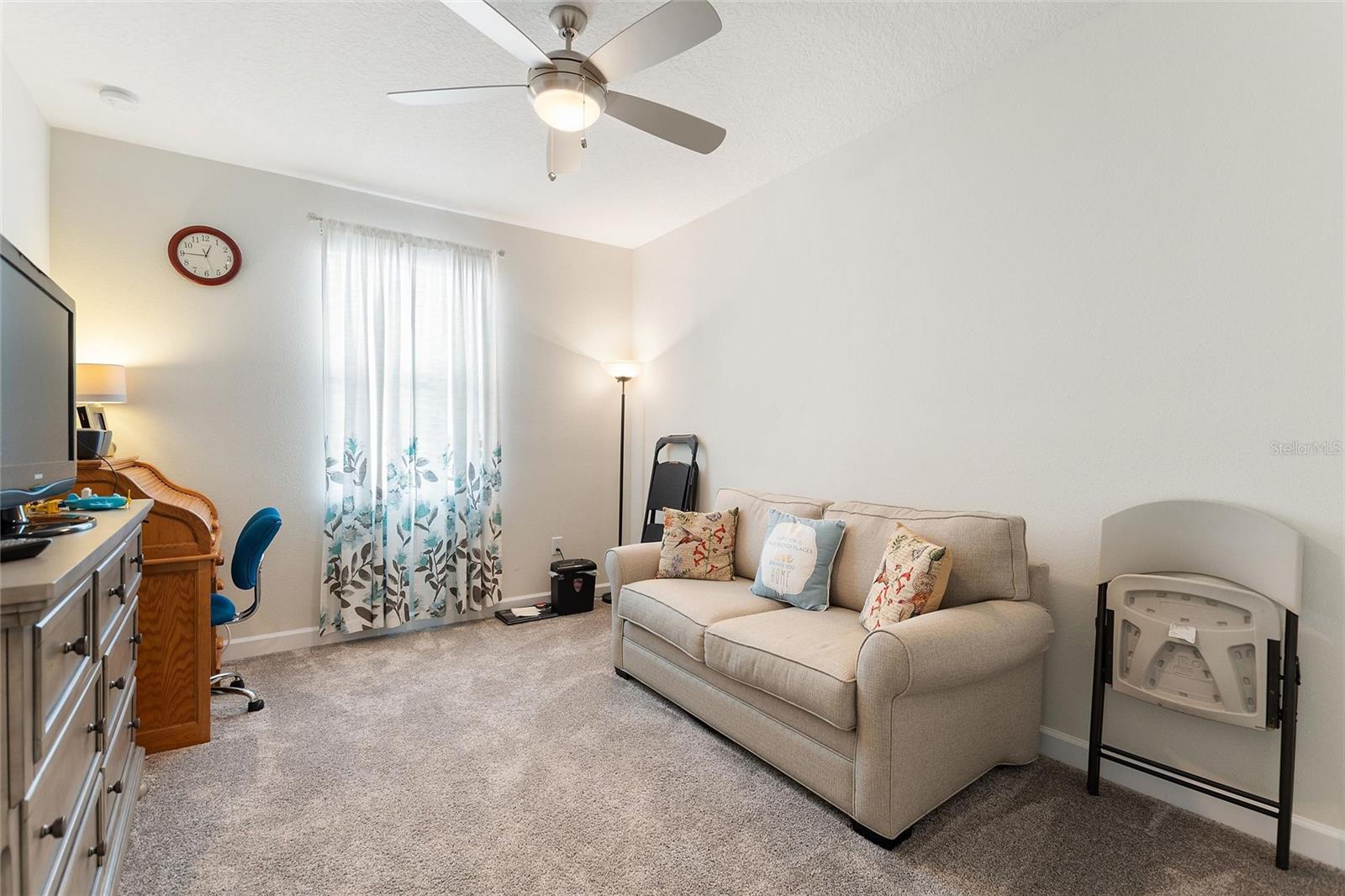 Image 34 of 63 For 2937 Theme Street