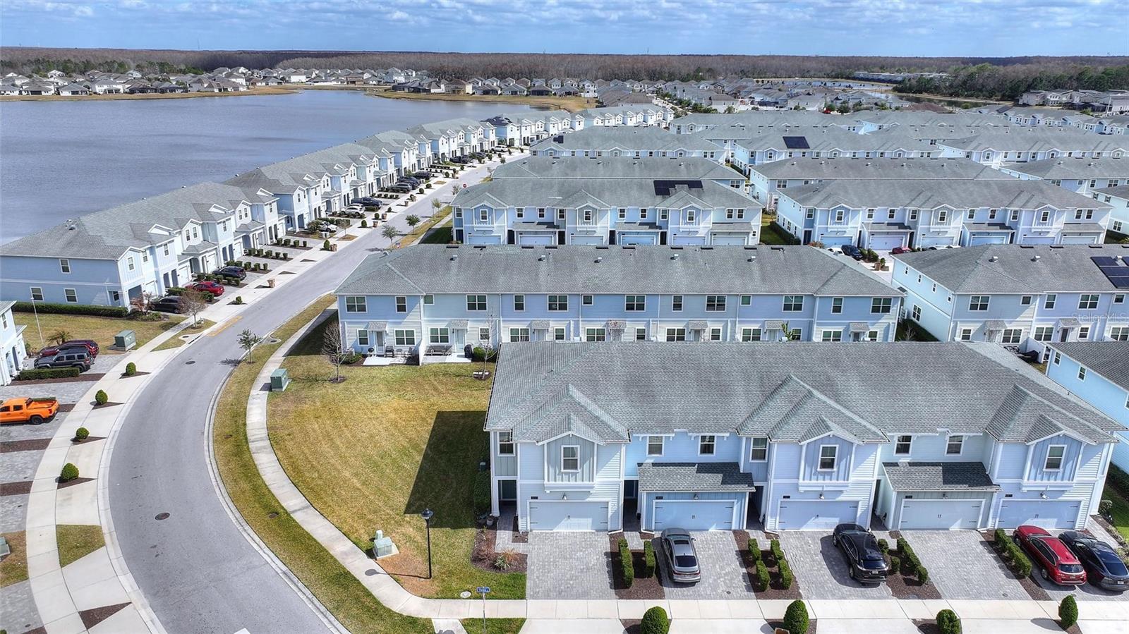 Image 4 of 63 For 2937 Theme Street