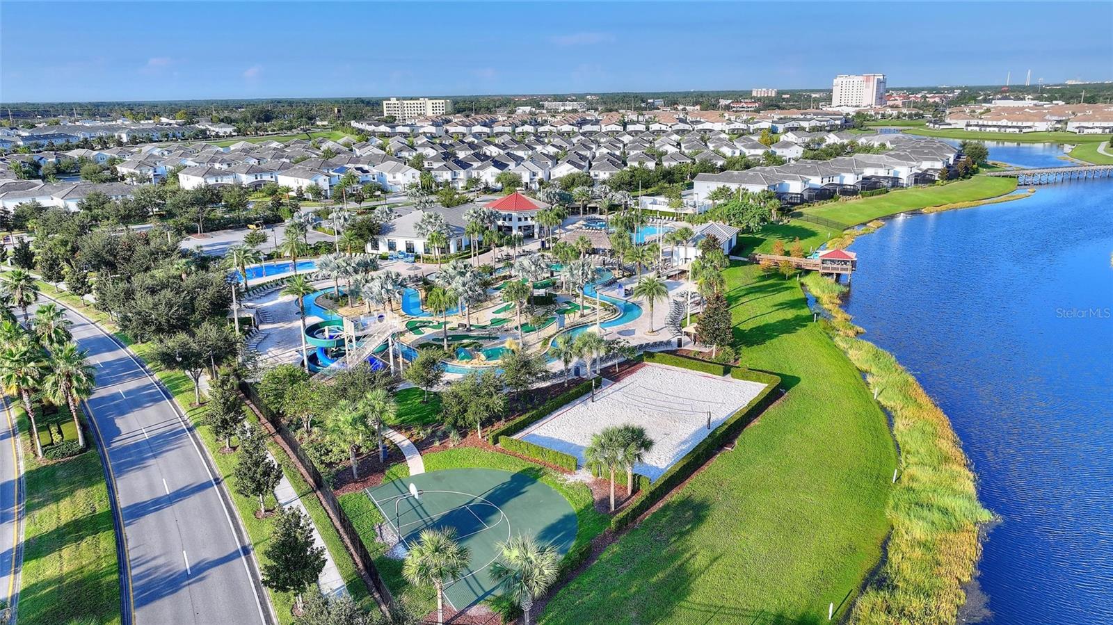 Image 43 of 63 For 2937 Theme Street