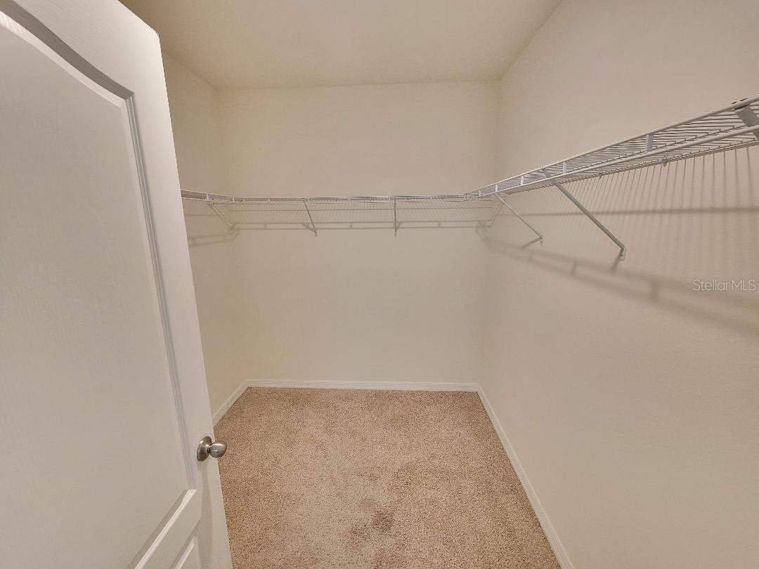 Image 18 of 19 For 4270 Roberta Drive