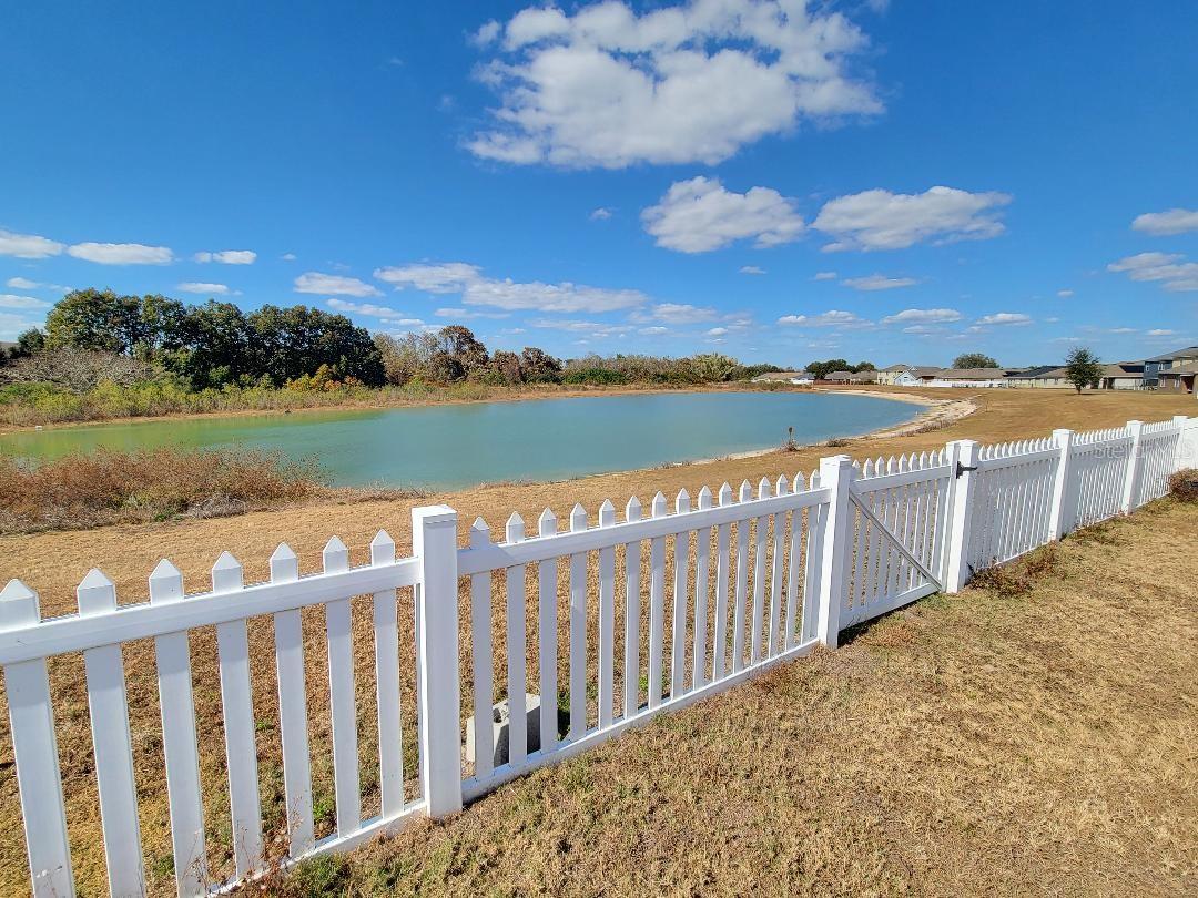 Image 5 of 19 For 4270 Roberta Drive