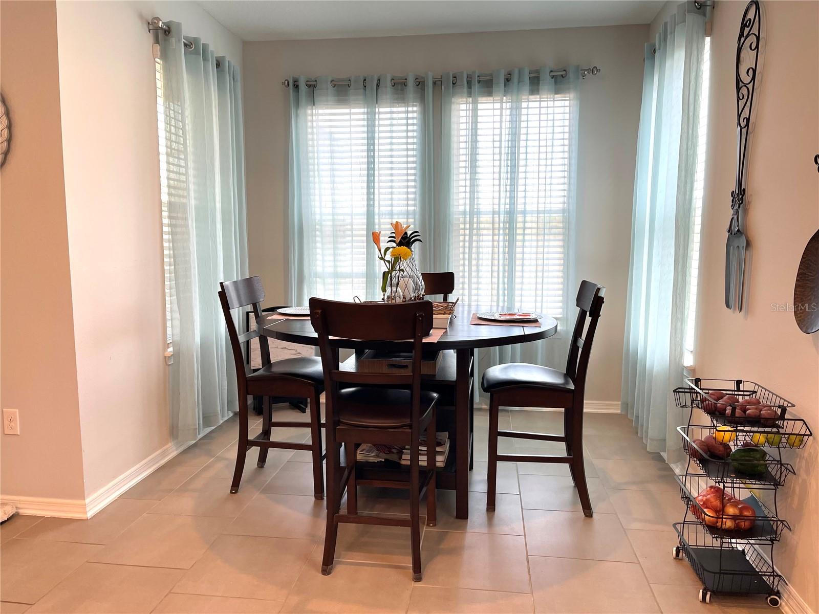 Image 9 of 24 For 7035 Oxbow Road