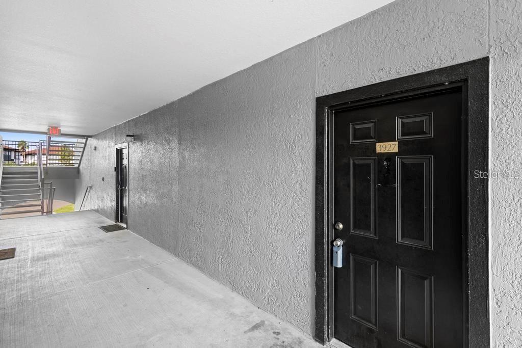 Image 3 of 18 For 3701 Castle Pines Lane 3927