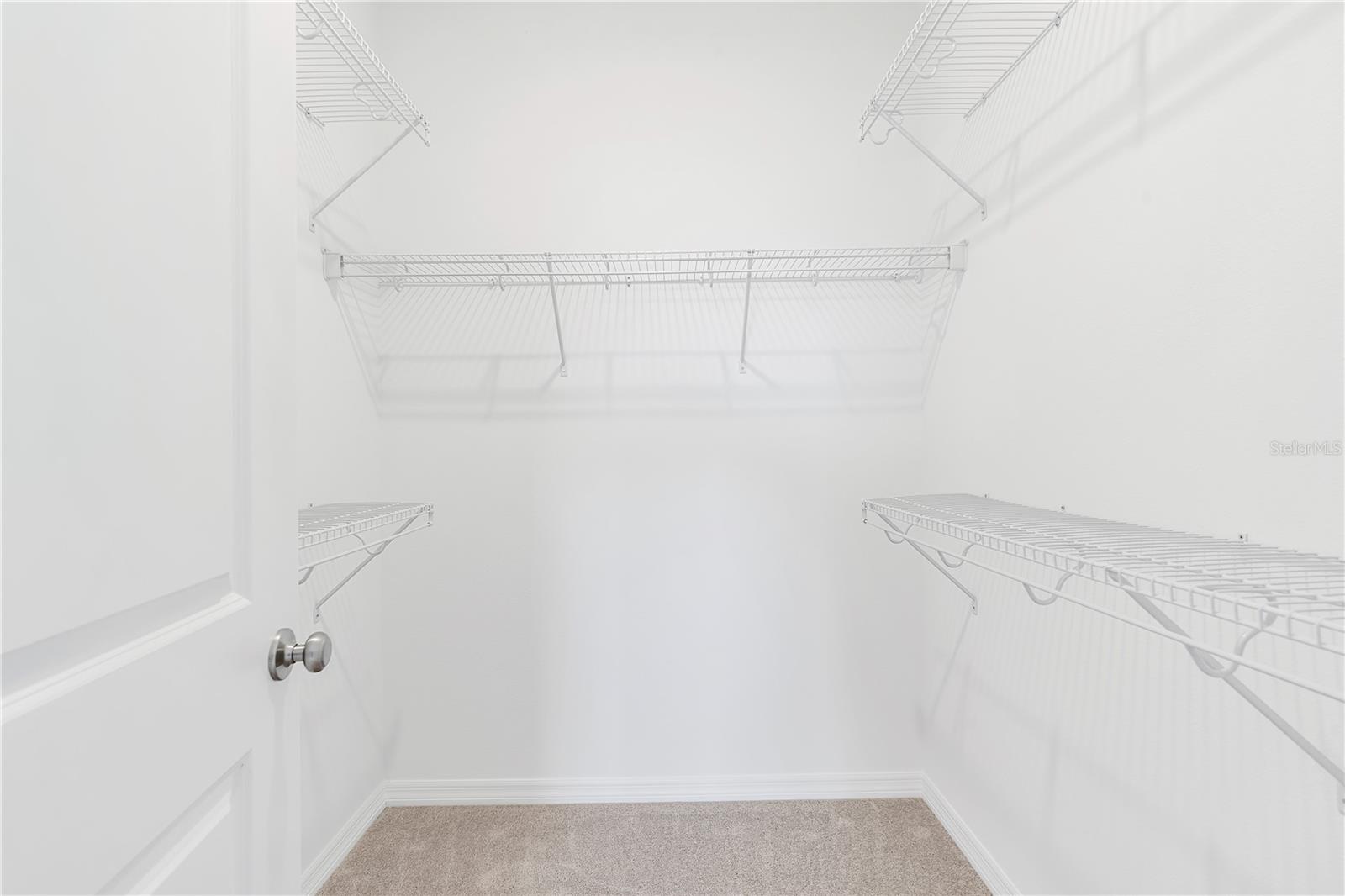 Image 15 of 32 For 15220 Blue Peacock Lane