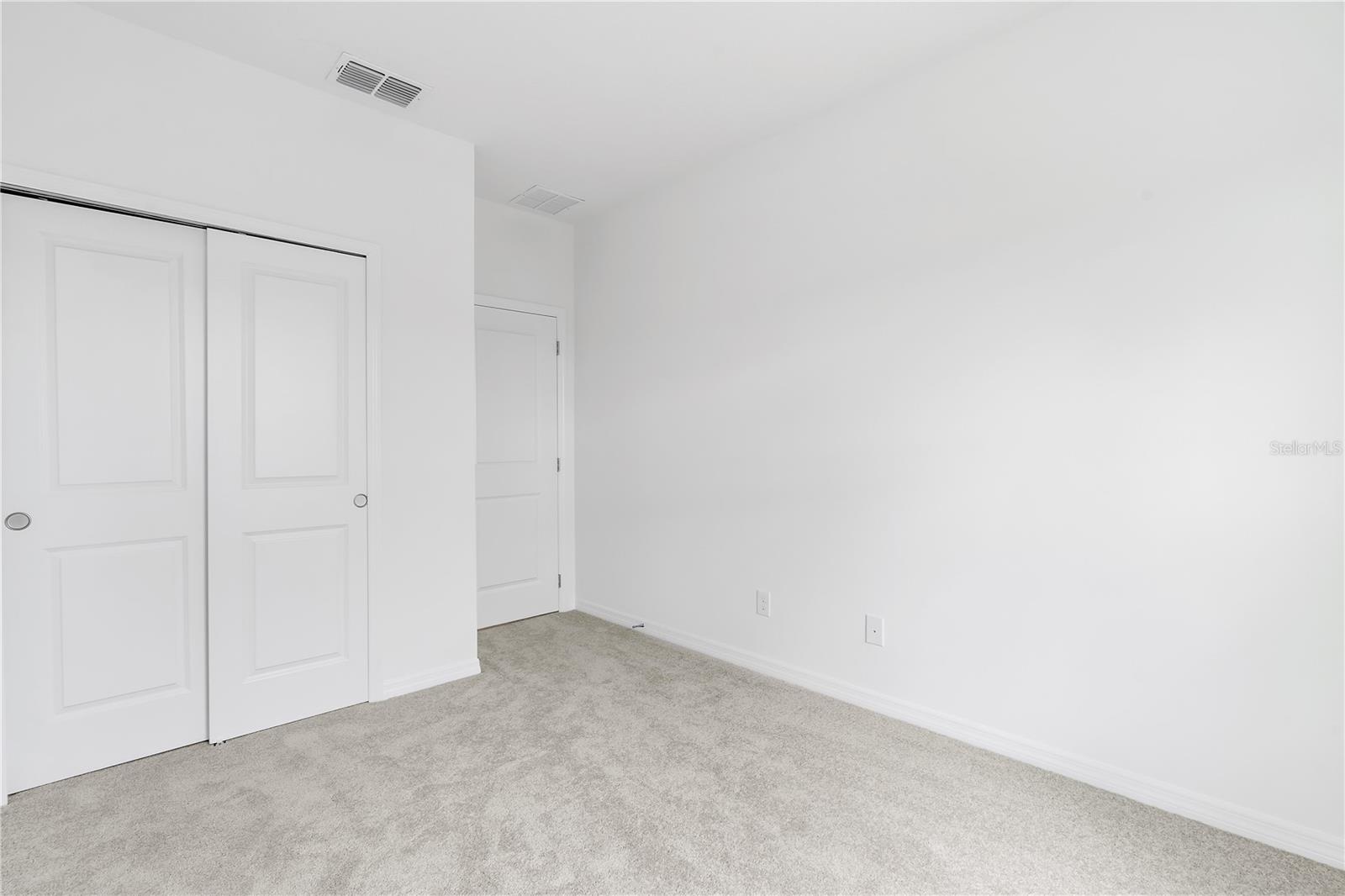 Image 21 of 32 For 15220 Blue Peacock Lane