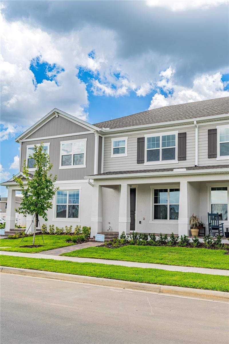 Image 26 of 32 For 15220 Blue Peacock Lane