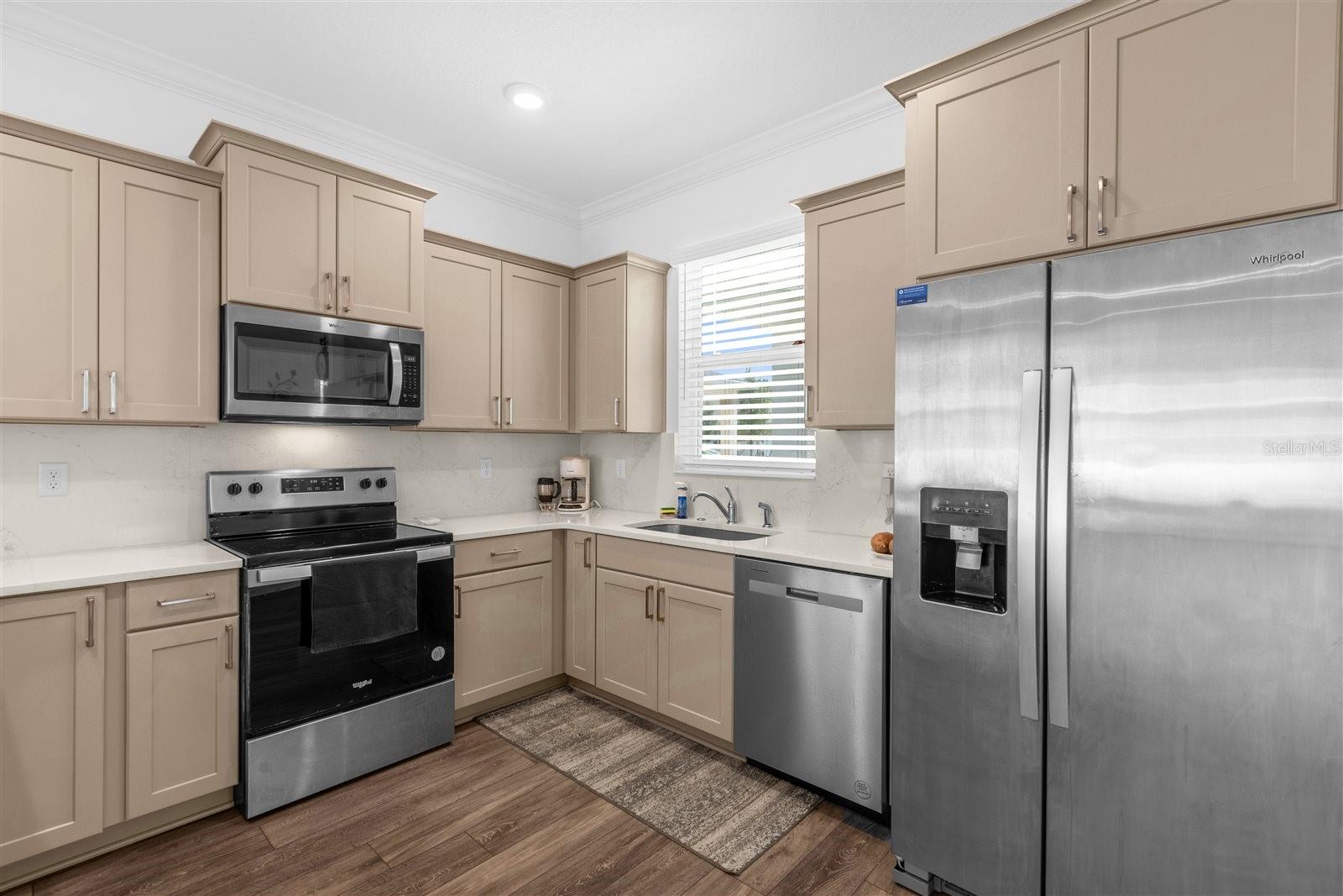 Image 11 of 27 For 8806 Sw 79th Loop