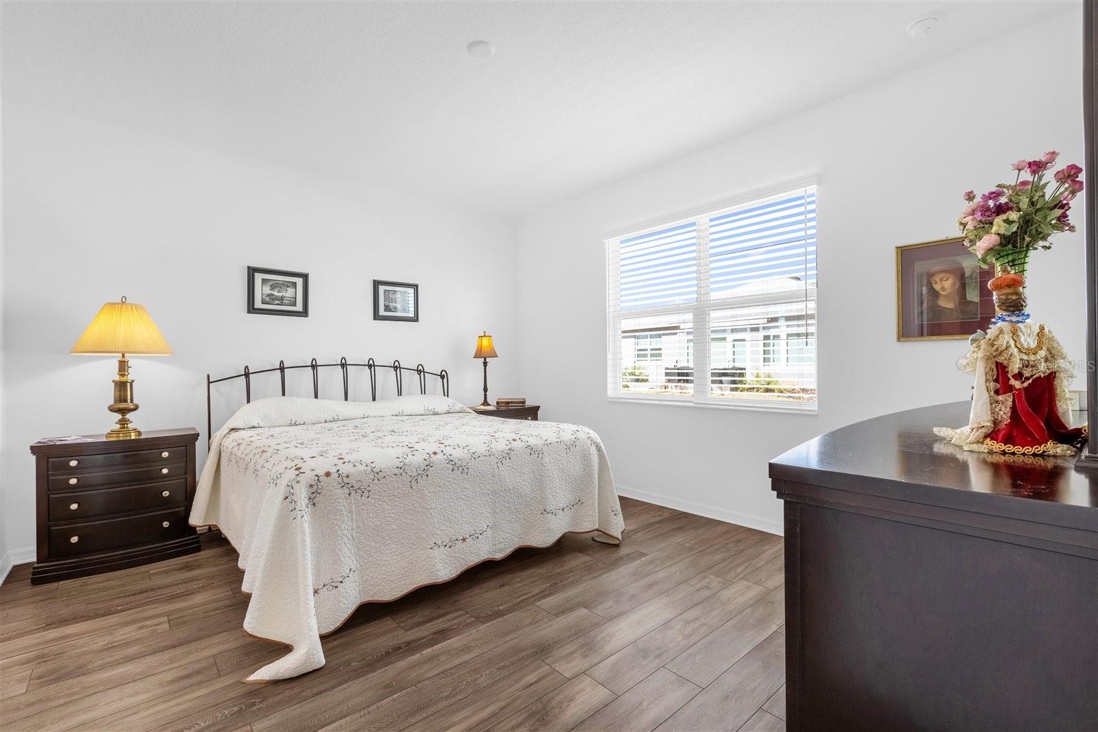 Image 16 of 27 For 8806 Sw 79th Loop