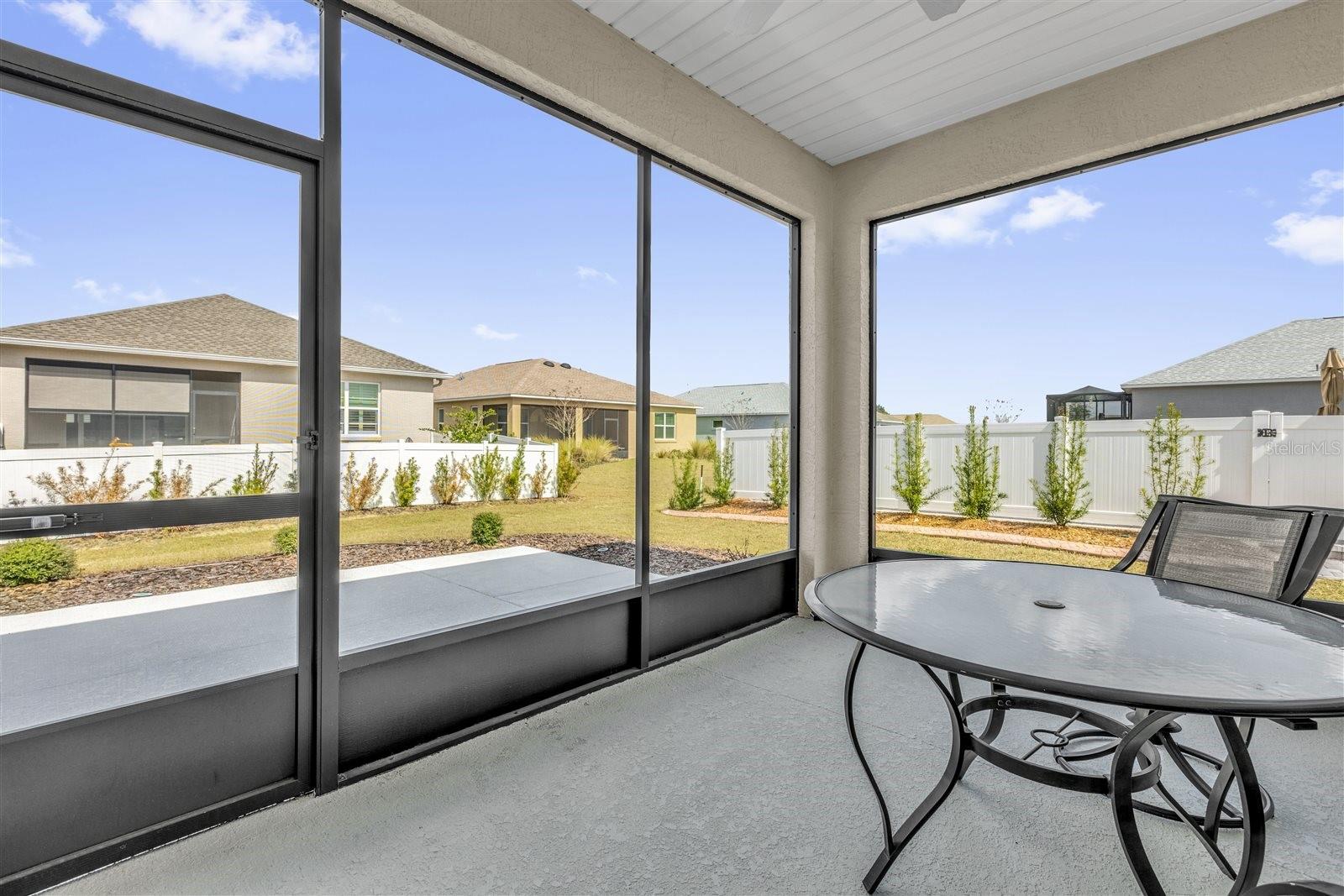 Image 21 of 27 For 8806 Sw 79th Loop