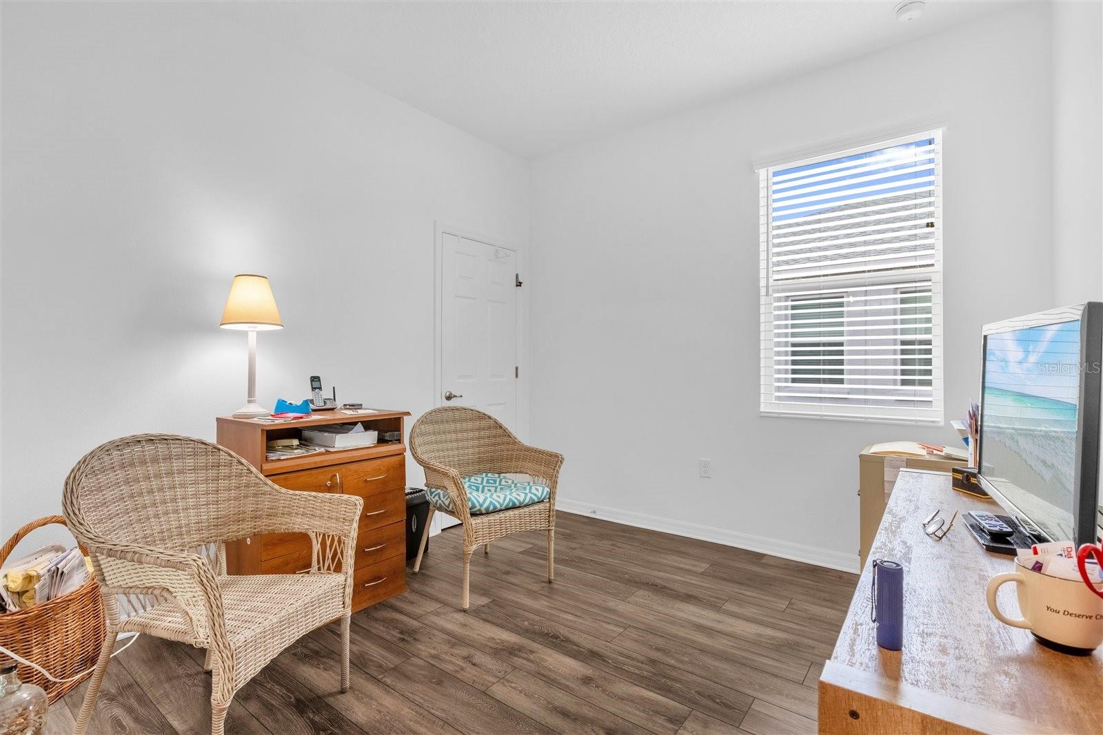 Image 4 of 27 For 8806 Sw 79th Loop