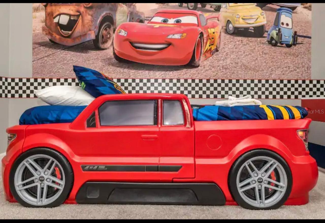 Image 19 of 58 For 1870 Sawyer Palm Place