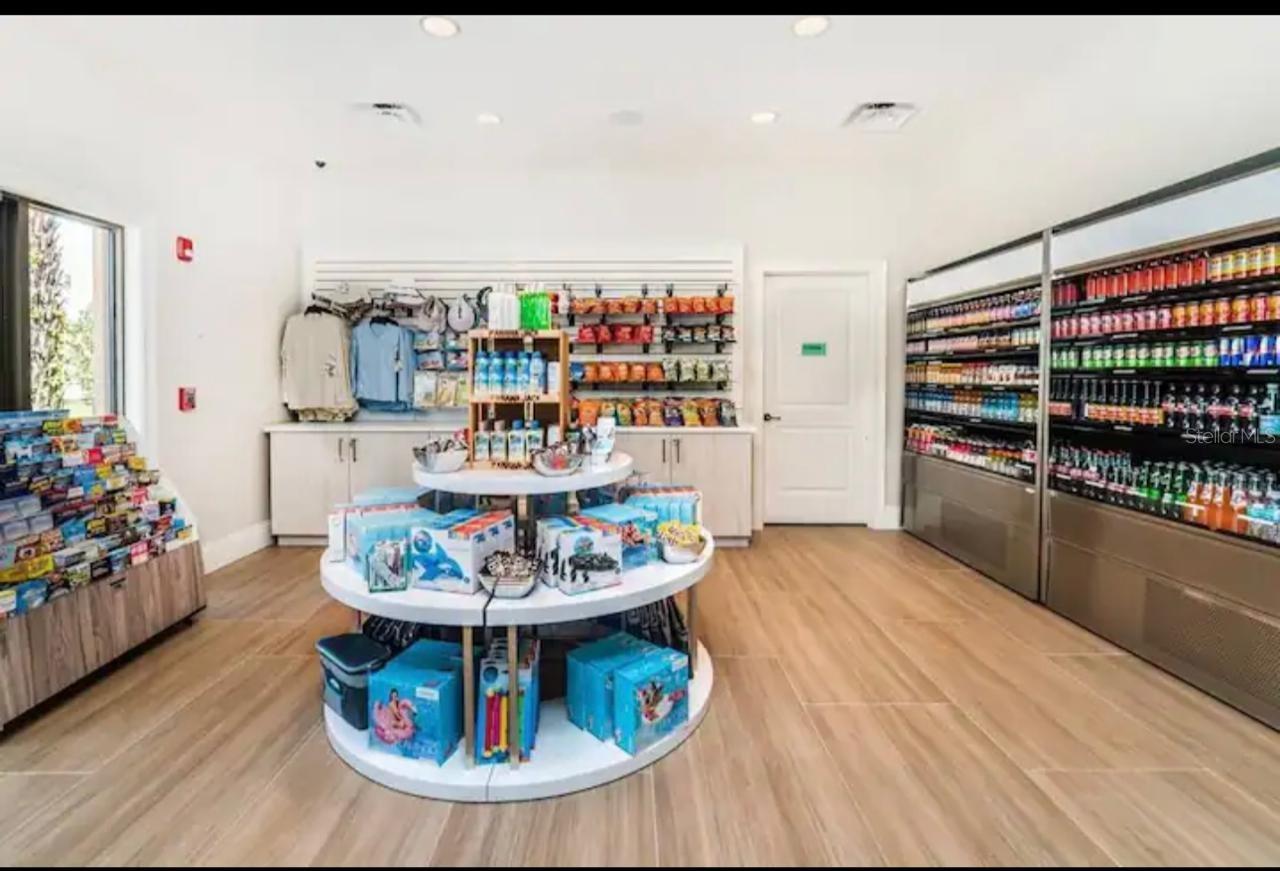 Image 42 of 58 For 1870 Sawyer Palm Place