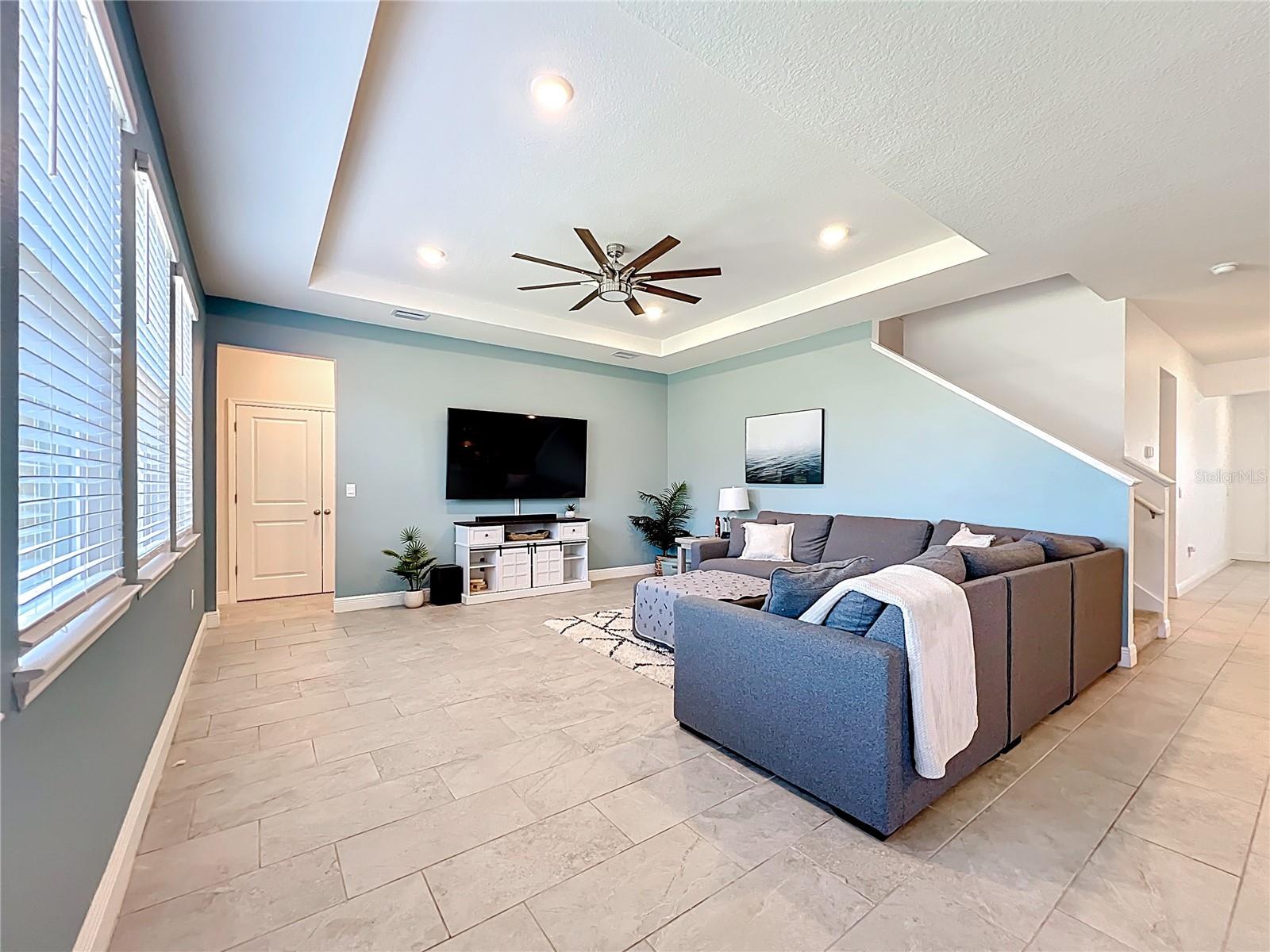 Image 23 of 69 For 5596 43rd Court