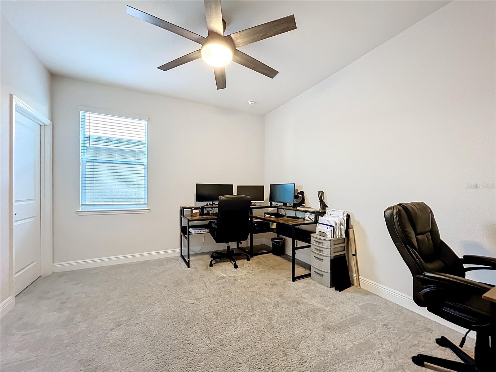 Image 29 of 69 For 5596 43rd Court