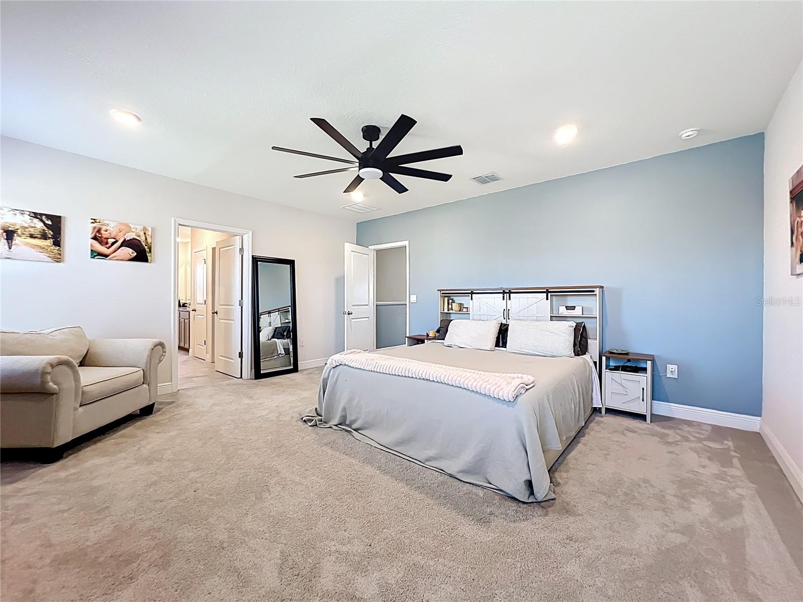 Image 35 of 69 For 5596 43rd Court