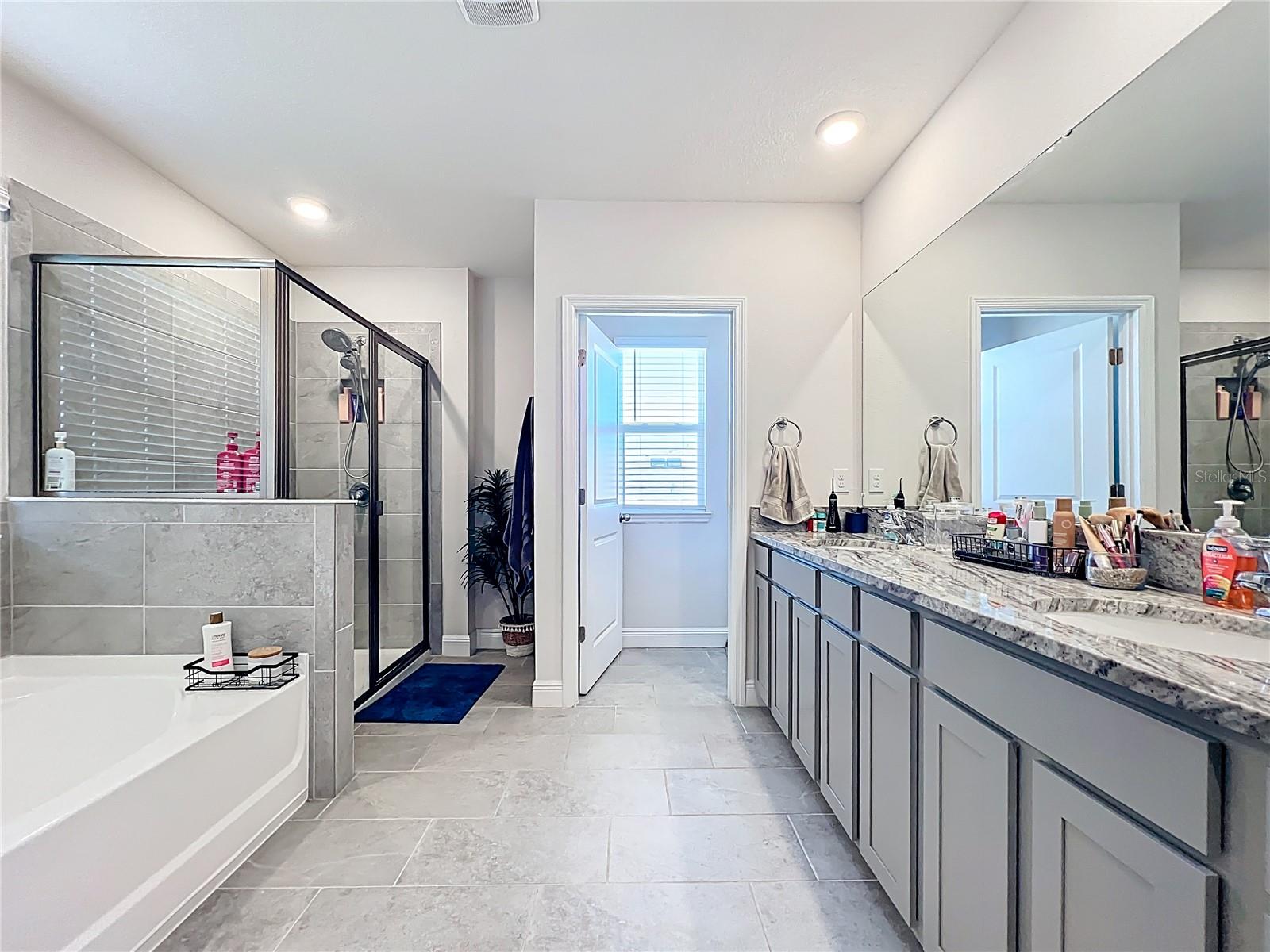 Image 40 of 69 For 5596 43rd Court