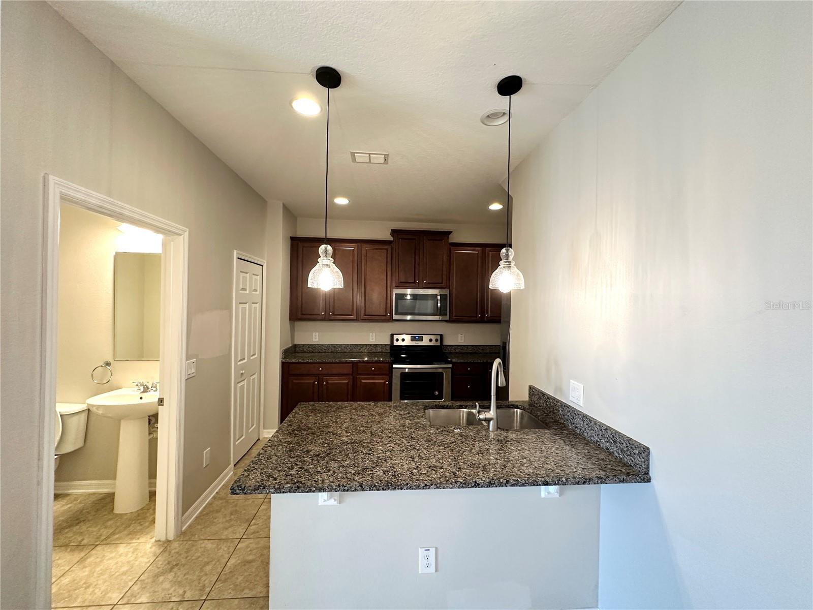 Image 12 of 32 For 17522 Promenade Drive