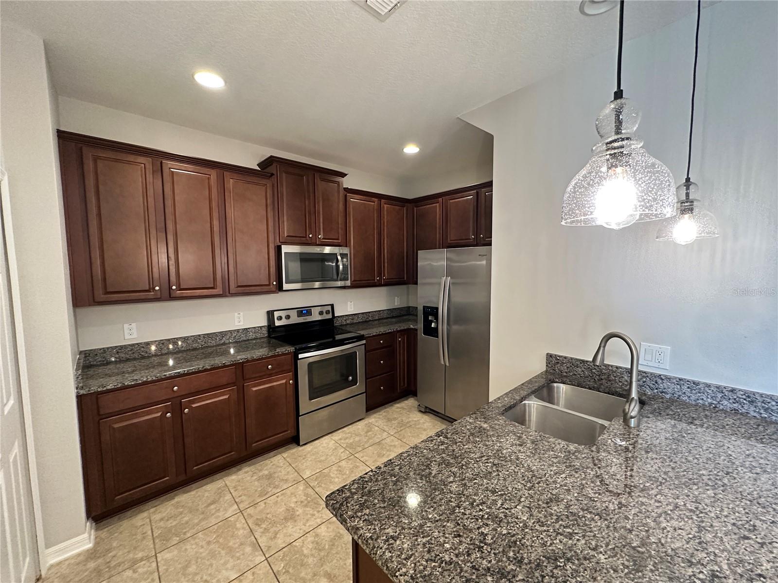 Image 13 of 32 For 17522 Promenade Drive