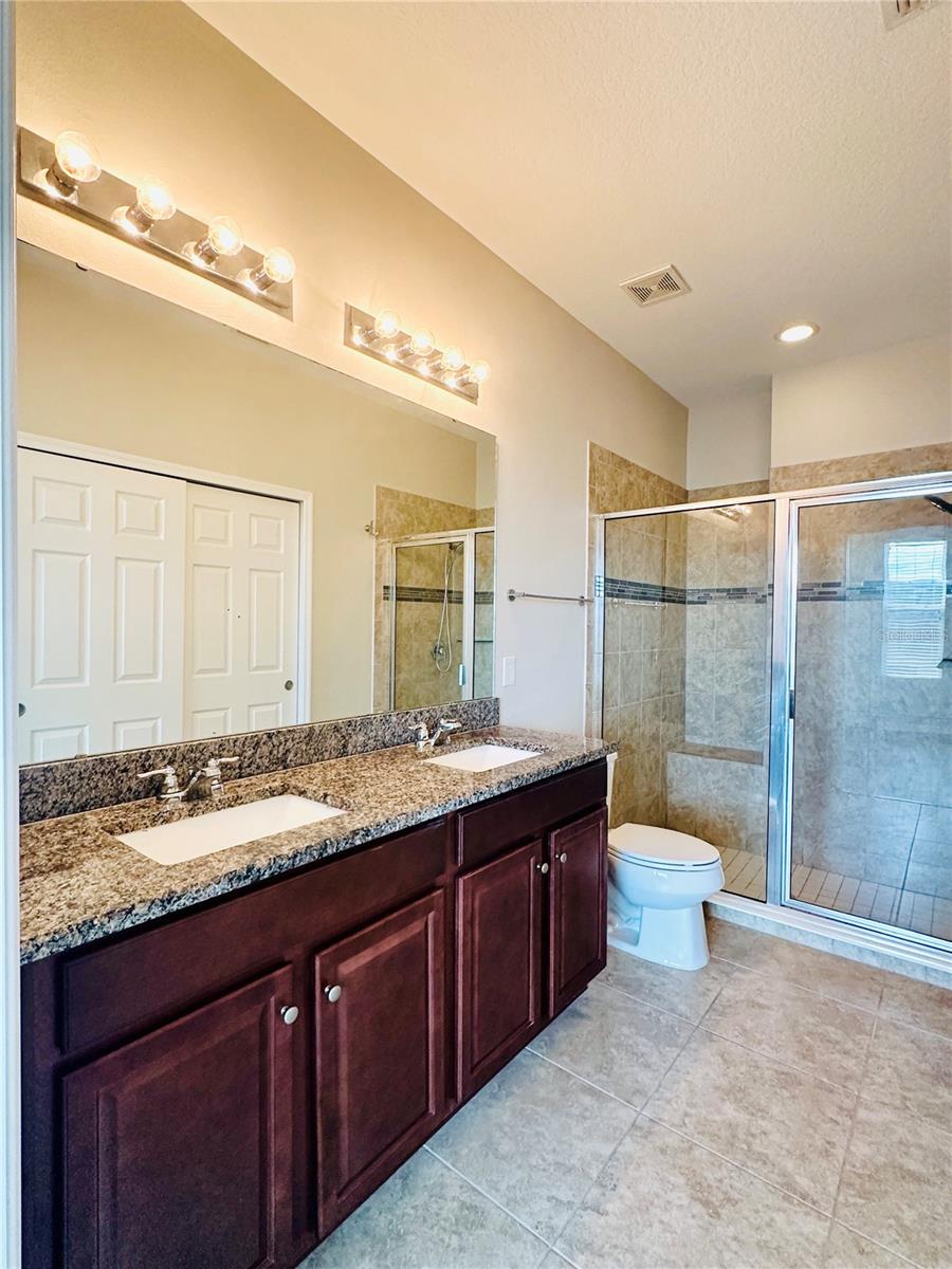 Image 19 of 32 For 17522 Promenade Drive