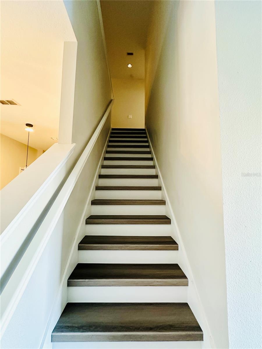 Image 21 of 32 For 17522 Promenade Drive