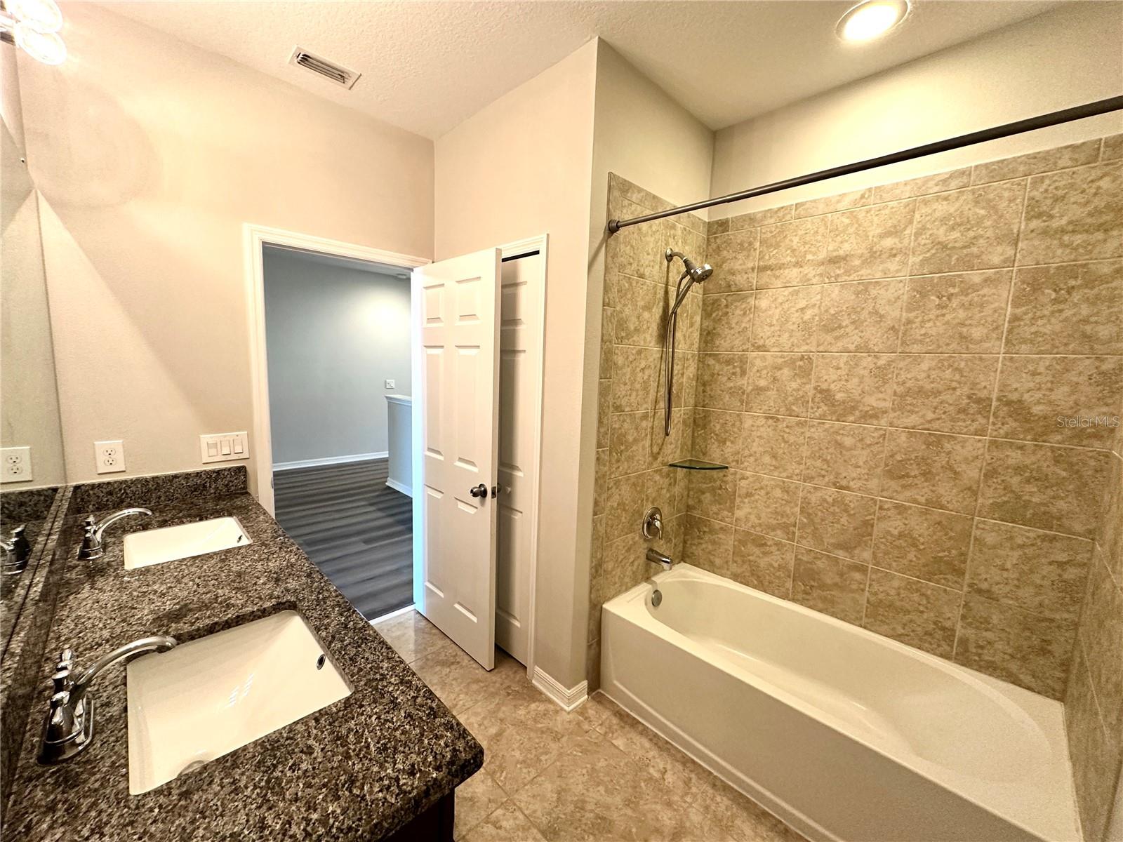 Image 29 of 32 For 17522 Promenade Drive