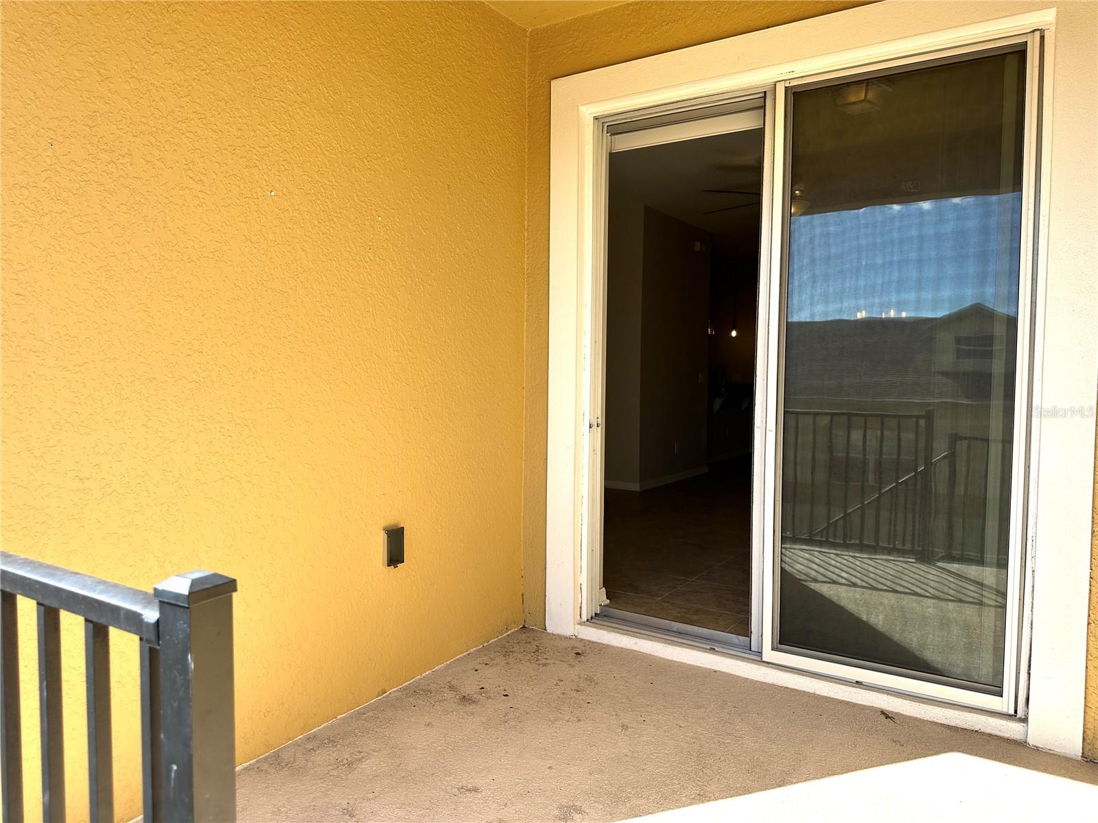 Image 9 of 32 For 17522 Promenade Drive