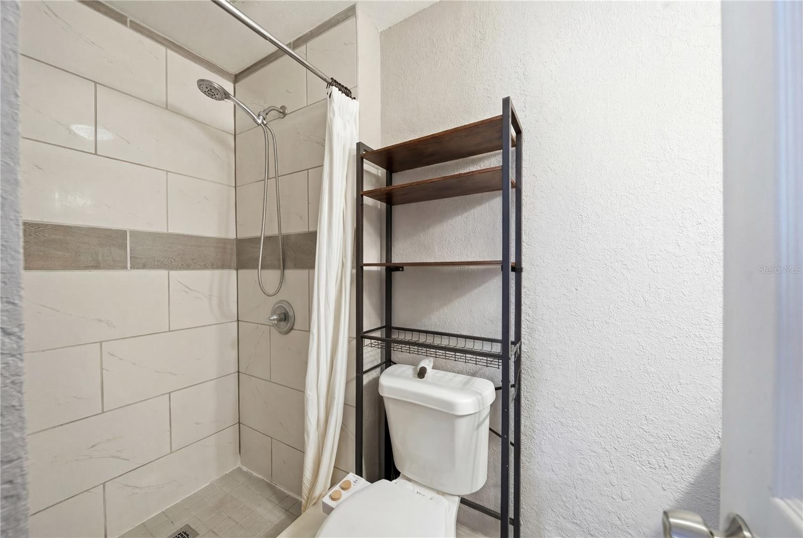 Image 11 of 22 For 29 Princeton Street