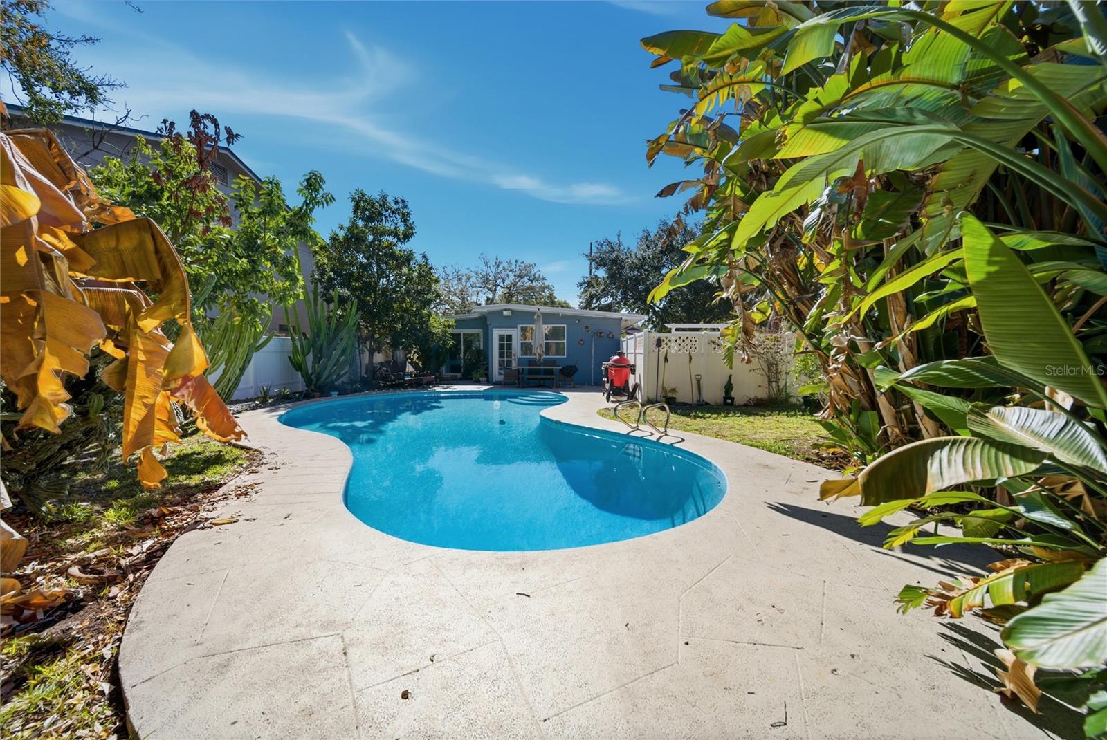 Image 18 of 22 For 29 Princeton Street