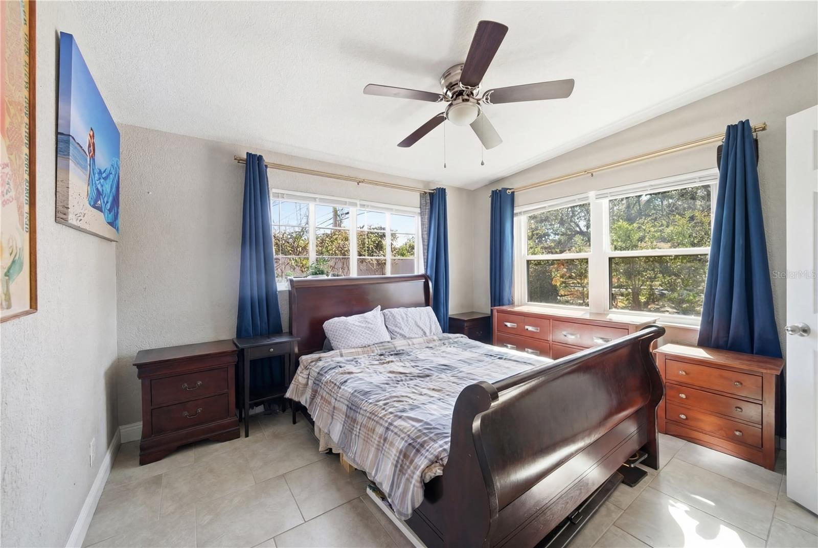 Image 7 of 22 For 29 Princeton Street