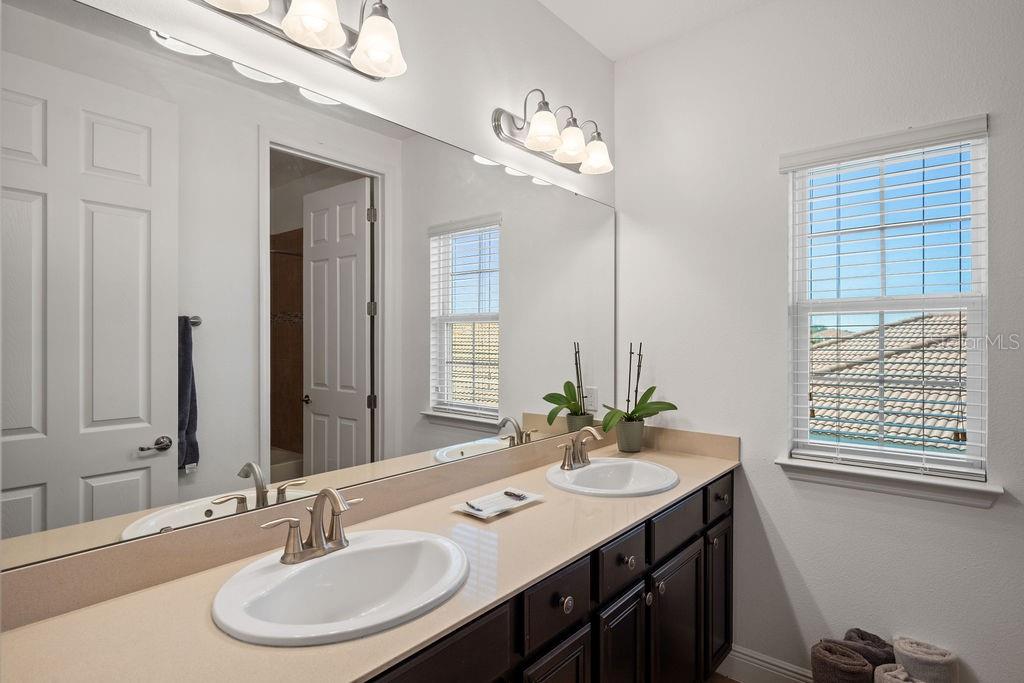 Image 34 of 68 For 840 Spinnaker Way